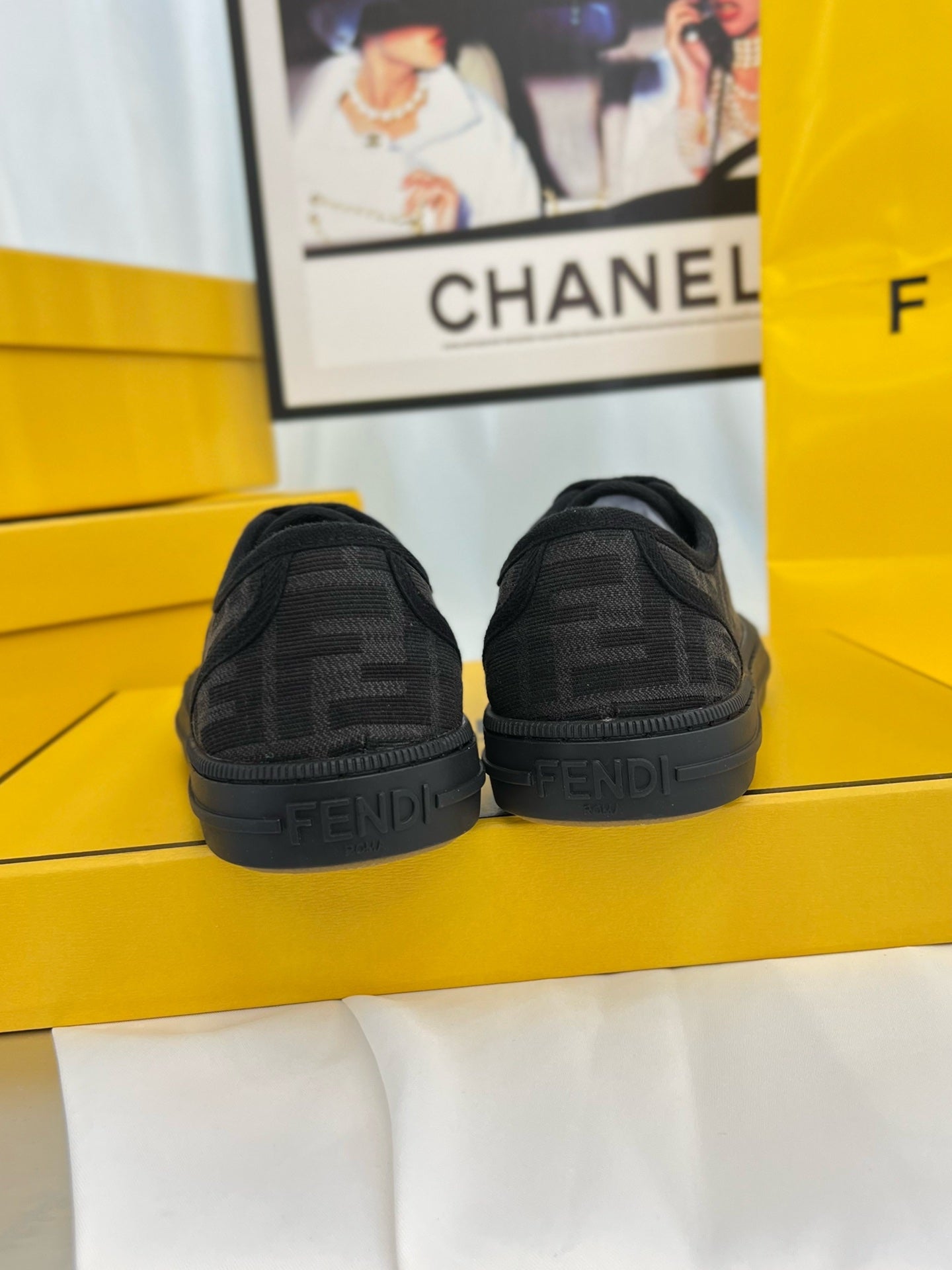 LuxluxHouse Best Quality Shoes Fendi