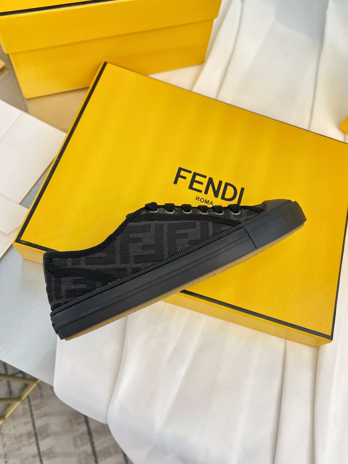LuxluxHouse Best Quality Shoes Fendi