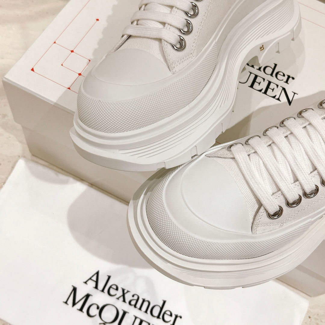 LuxluxHouse Best Quality Shoes Alexander McQueen