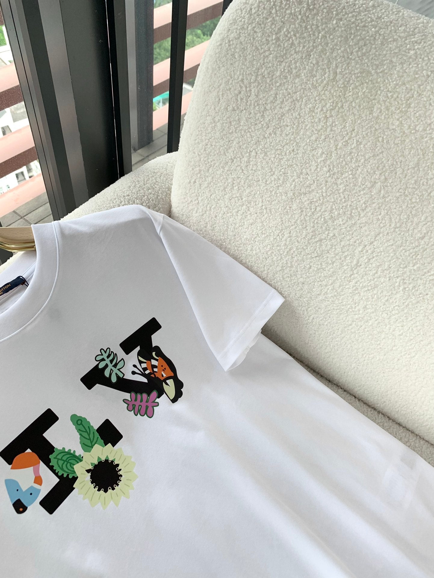LuxluxHouse Best Quality Clothes T-shirt Louis Vuitton