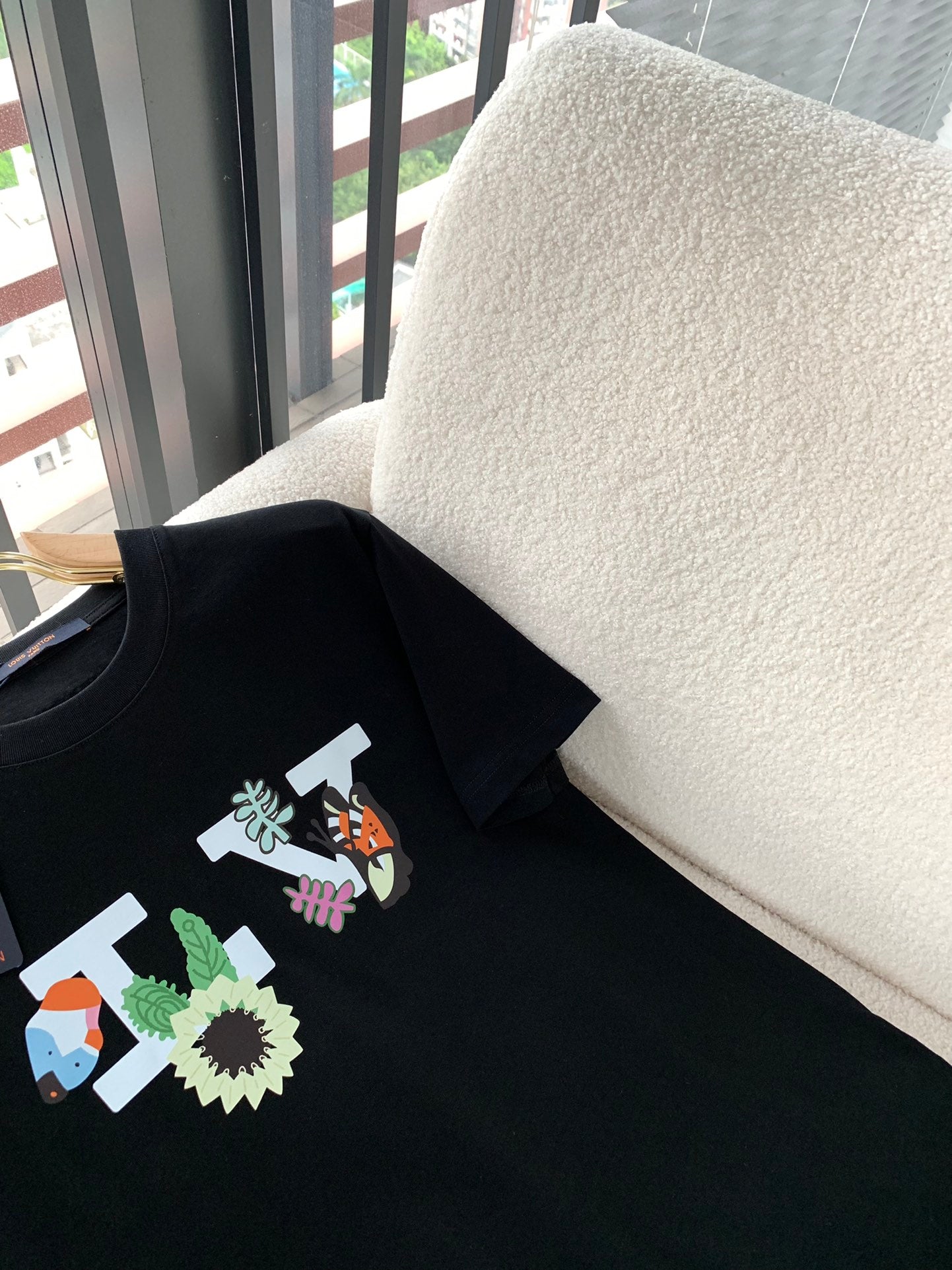 LuxluxHouse Best Quality Clothes T-shirt Louis Vuitton