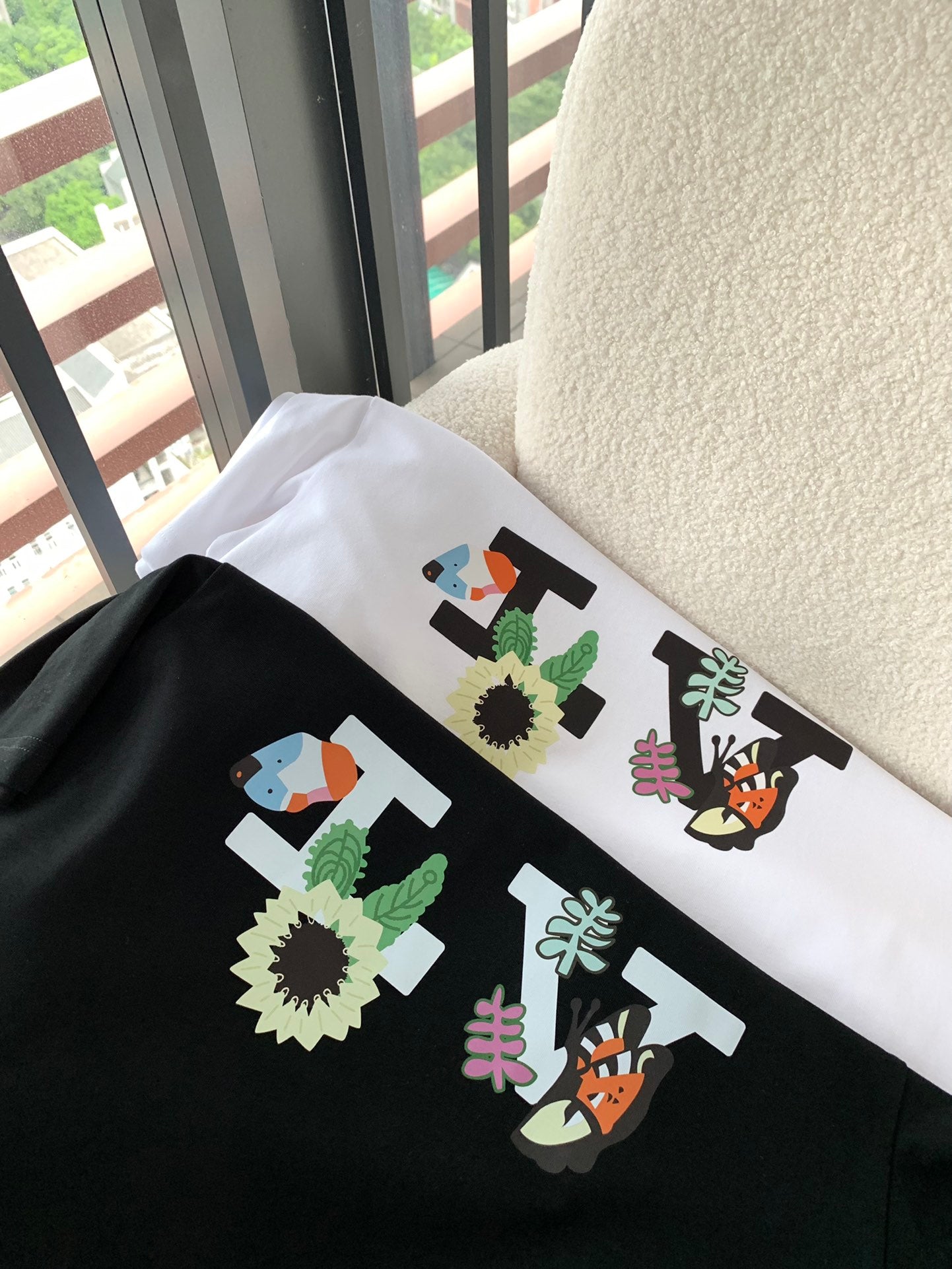 LuxluxHouse Best Quality Clothes T-shirt Louis Vuitton