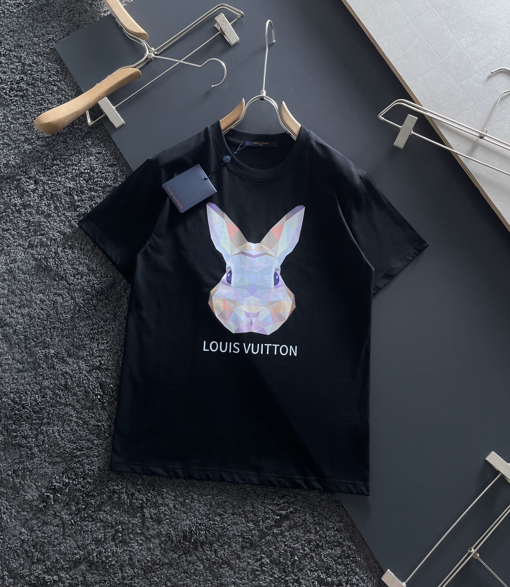 LuxluxHouse Louis Vuitton T-shirt NO.7