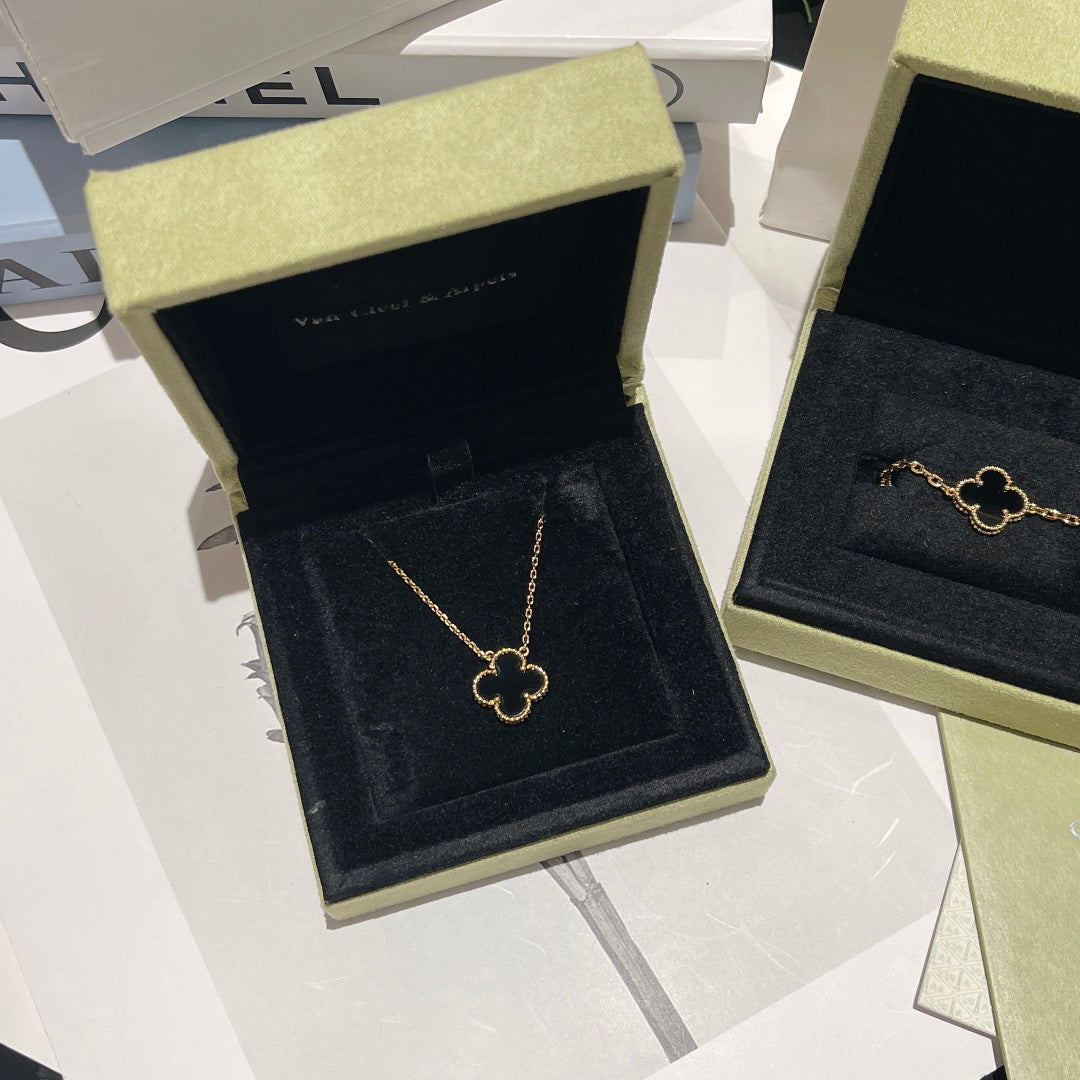 LuxluxHouse Best Quality Accessories Bracelet Van Cleef & Arpels Necklace