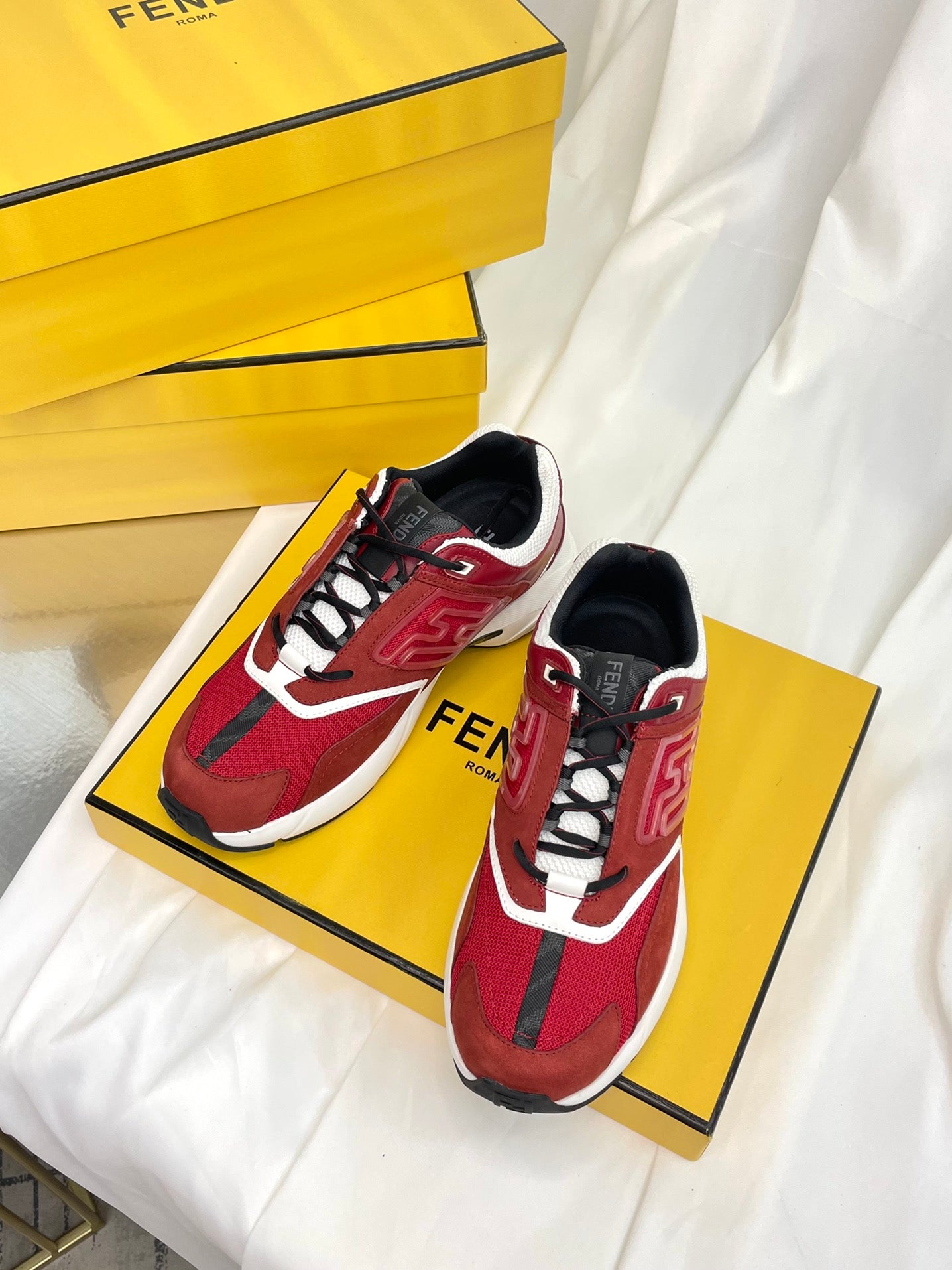 LuxluxHouse Best Quality Shoes Fendi