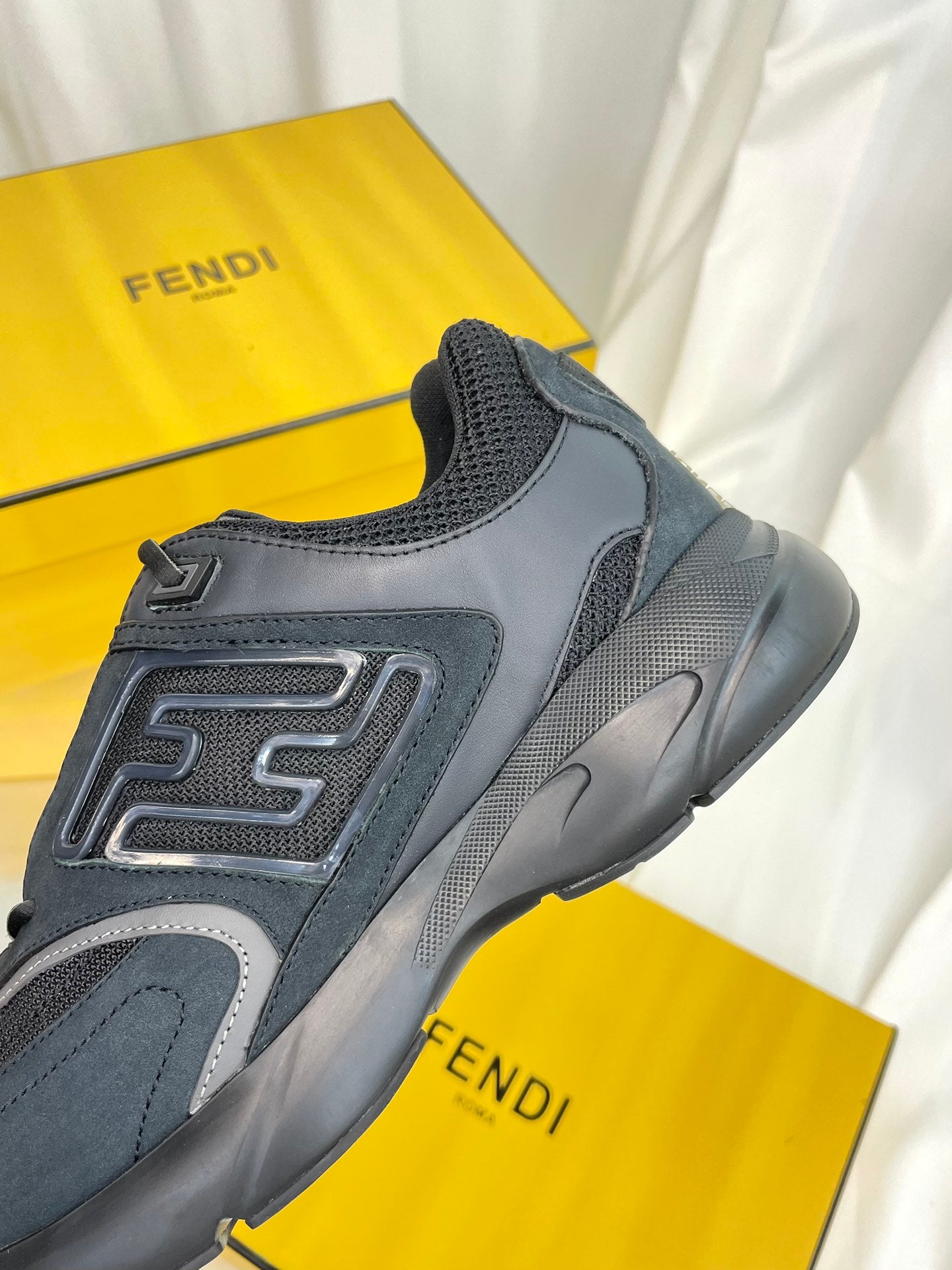 LuxluxHouse Best Quality Shoes Fendi