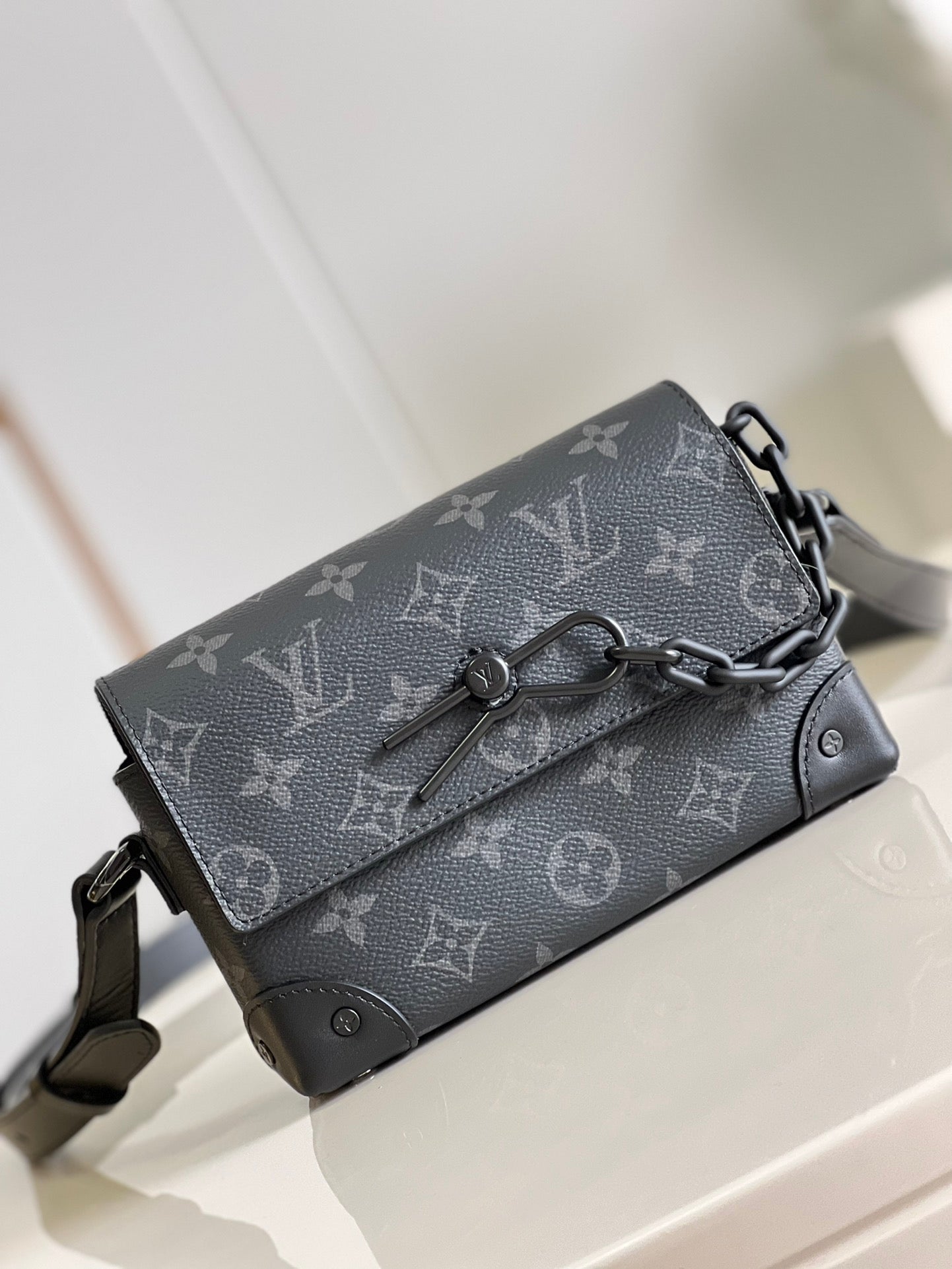 LuxluxHouse Best Quality Bags Louis Vuitton Men