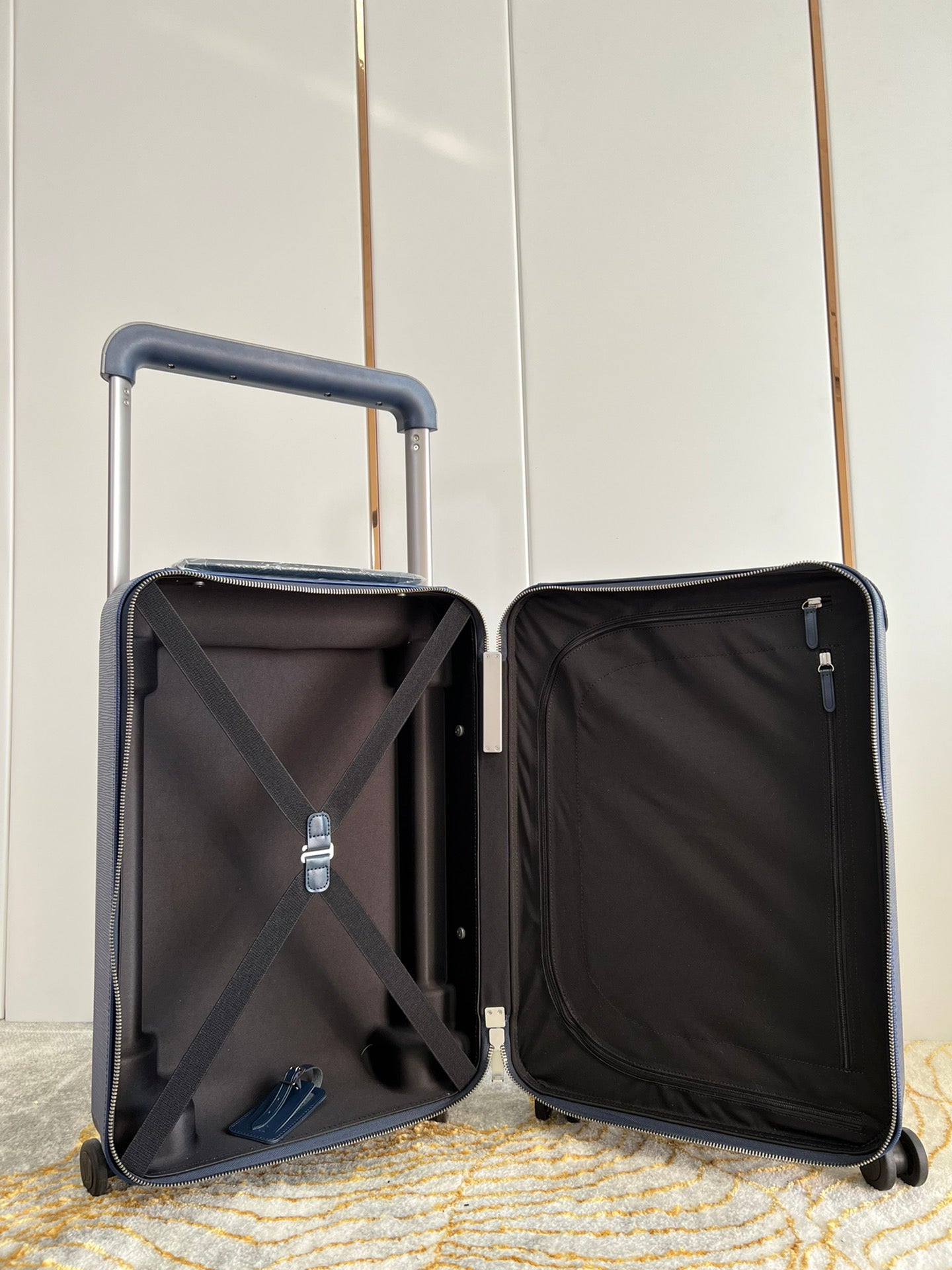 LuxluxHouse Best Quality Bags Luggage