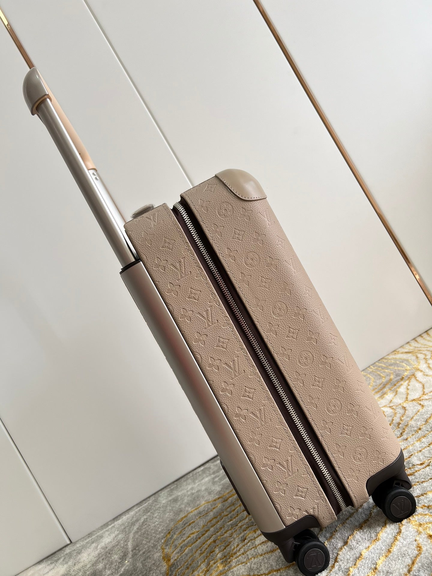 LuxluxHouse Best Quality Bags Luggage