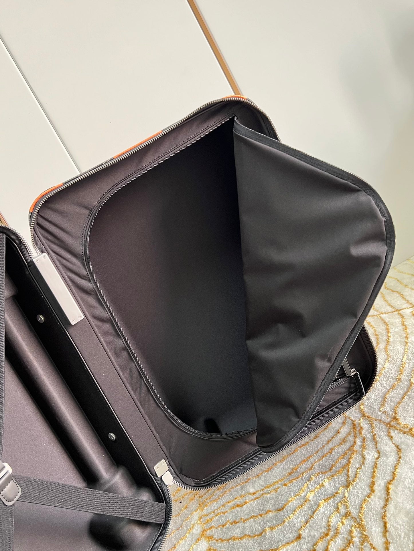 LuxluxHouse Best Quality Bags Luggage