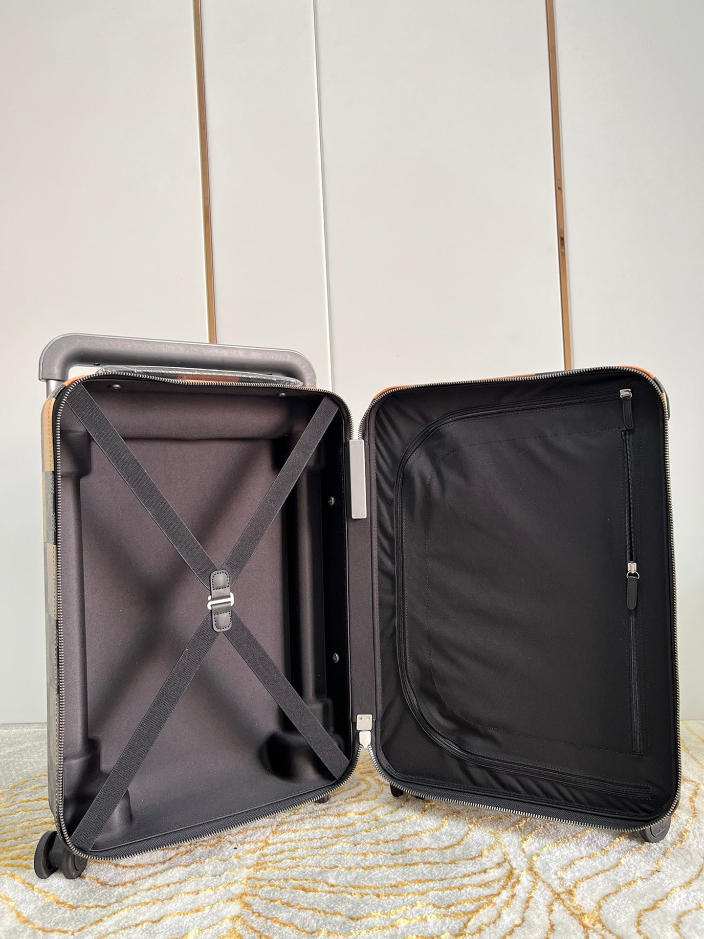 LuxluxHouse Best Quality Bags Luggage