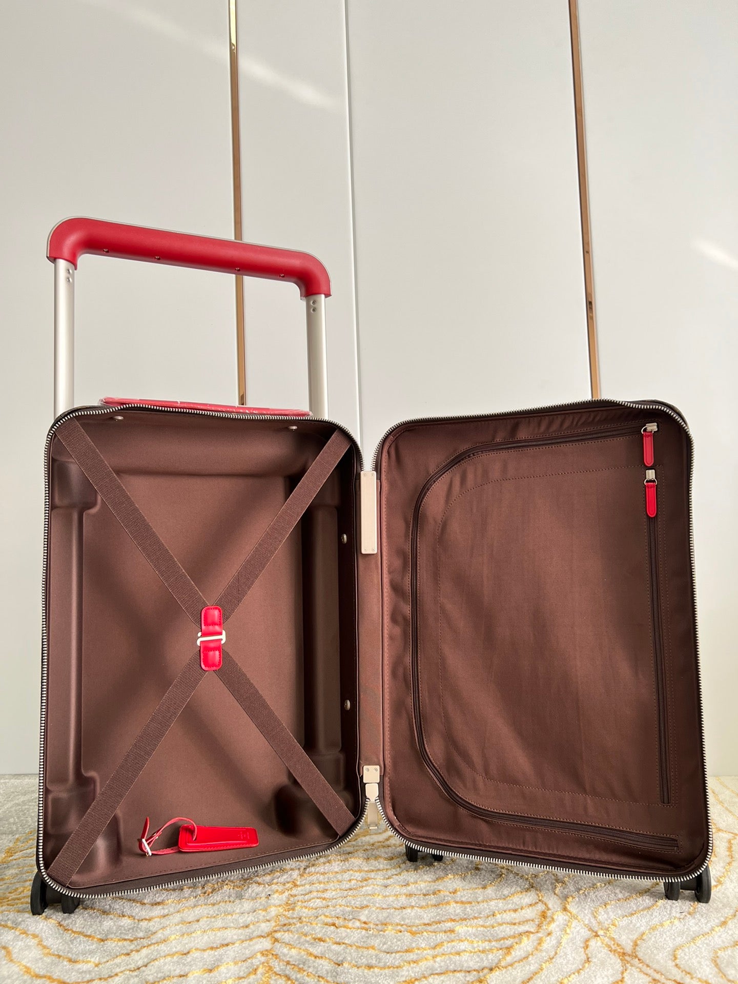 LuxluxHouse Best Quality Bags Luggage