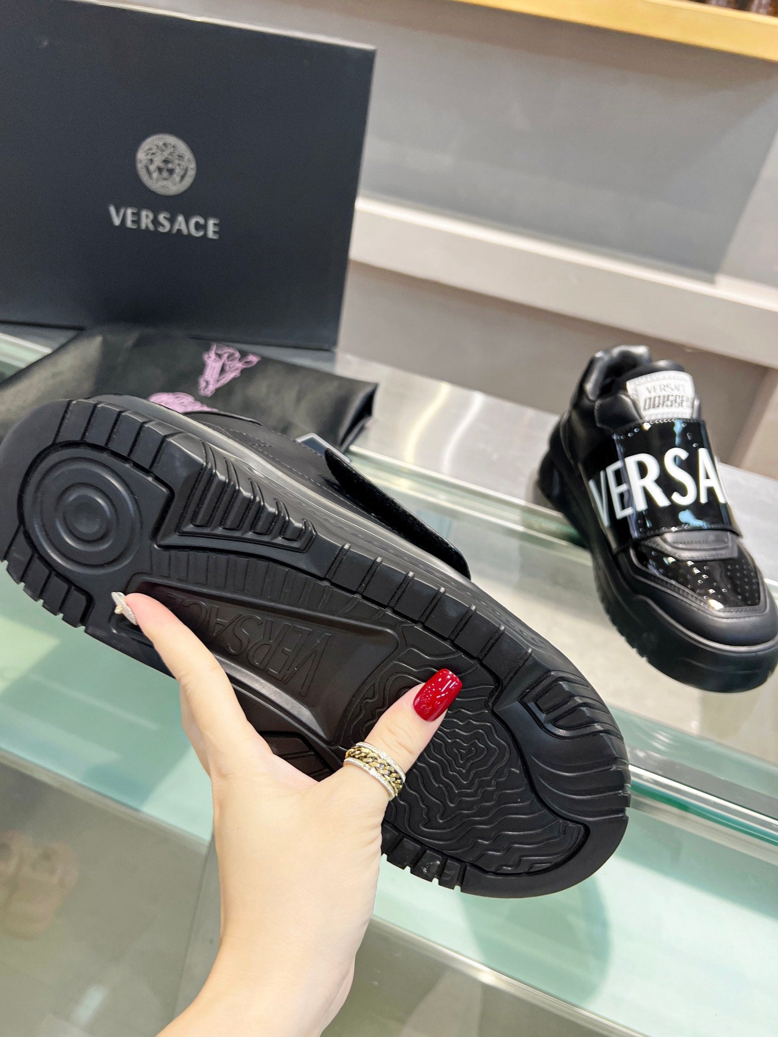 LuxluxHouse Best Quality Shoes Versace