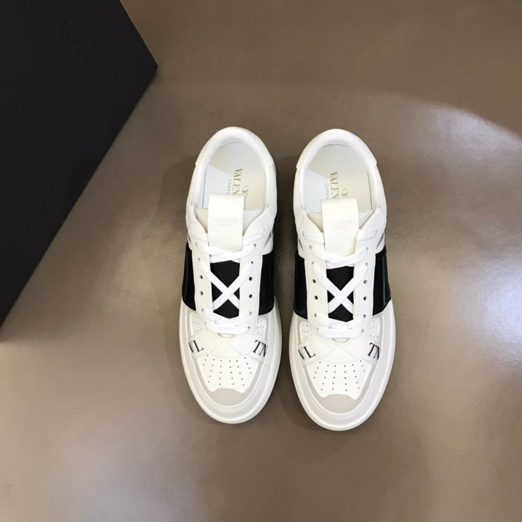 LuxluxHouse Best Quality Shoes Valentino