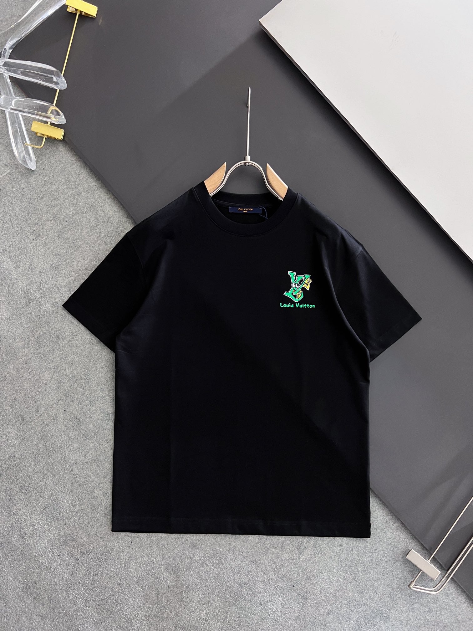 LuxluxHouse Louis Vuitton T-shirt NO.7