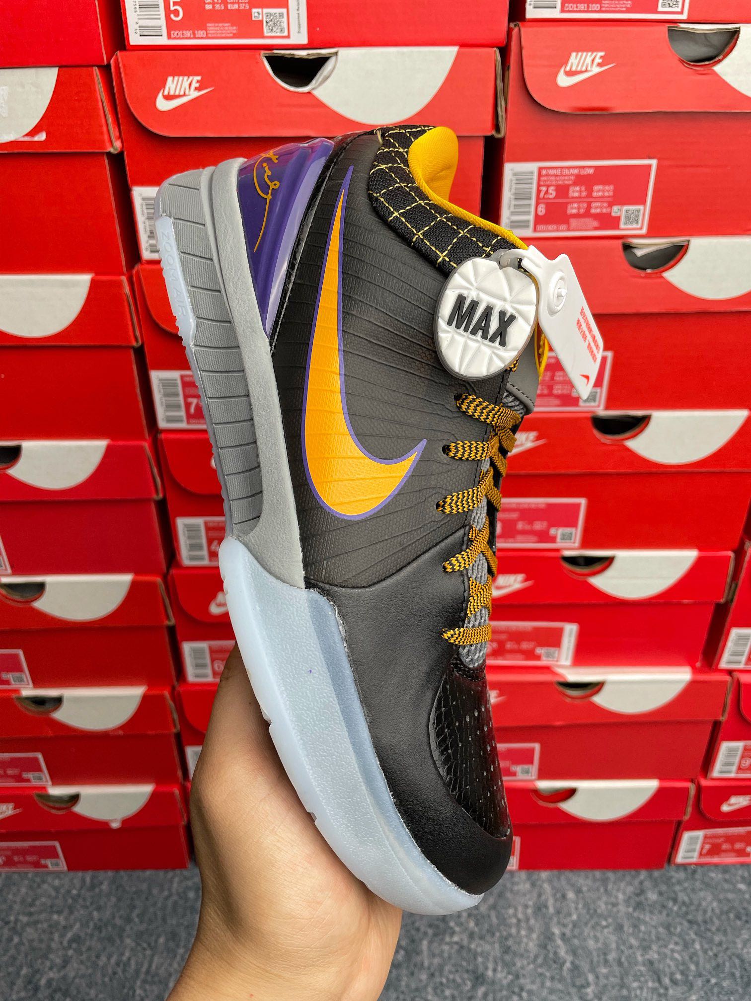 Max Batch-Nike Zoom Kobe 4 Protro “Carpe Diem”