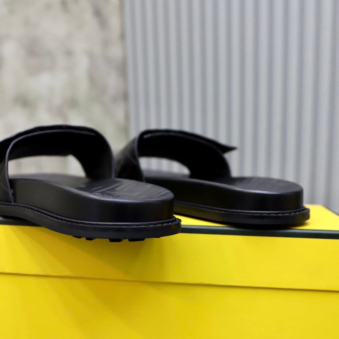 LuxluxHouse Best Quality Sandals Fendi