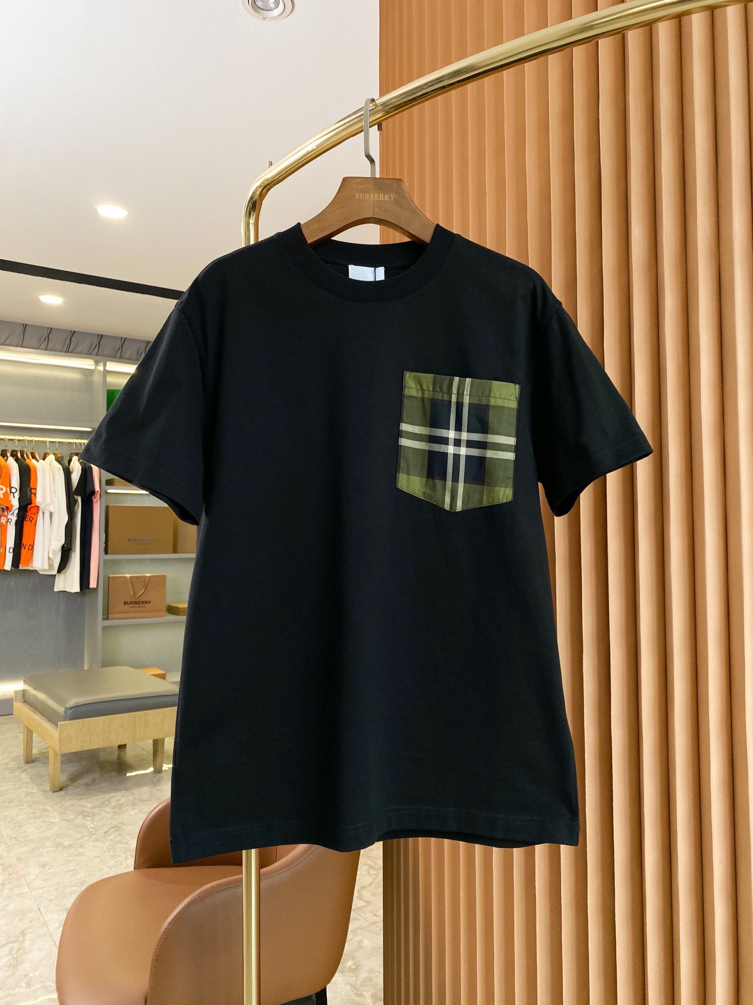 LuxluxHouse Burberry T-shirt NO.2