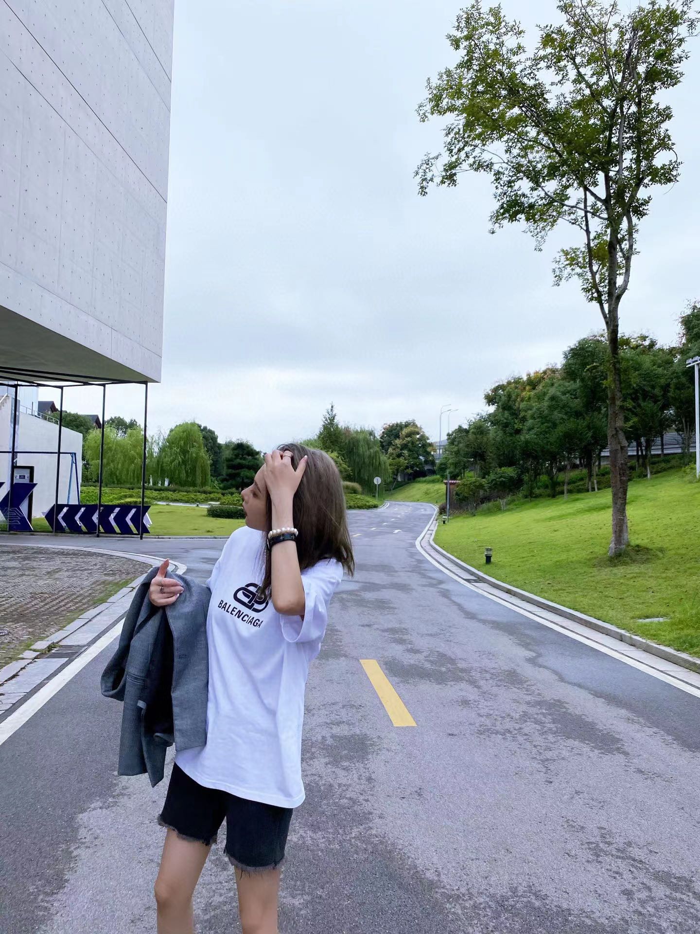 LuxluxHouse Best Quality Clothes Balenciaga T-shirt