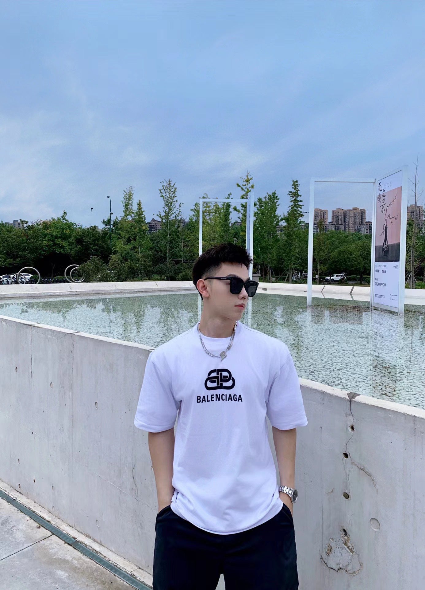 LuxluxHouse Best Quality Clothes Balenciaga T-shirt