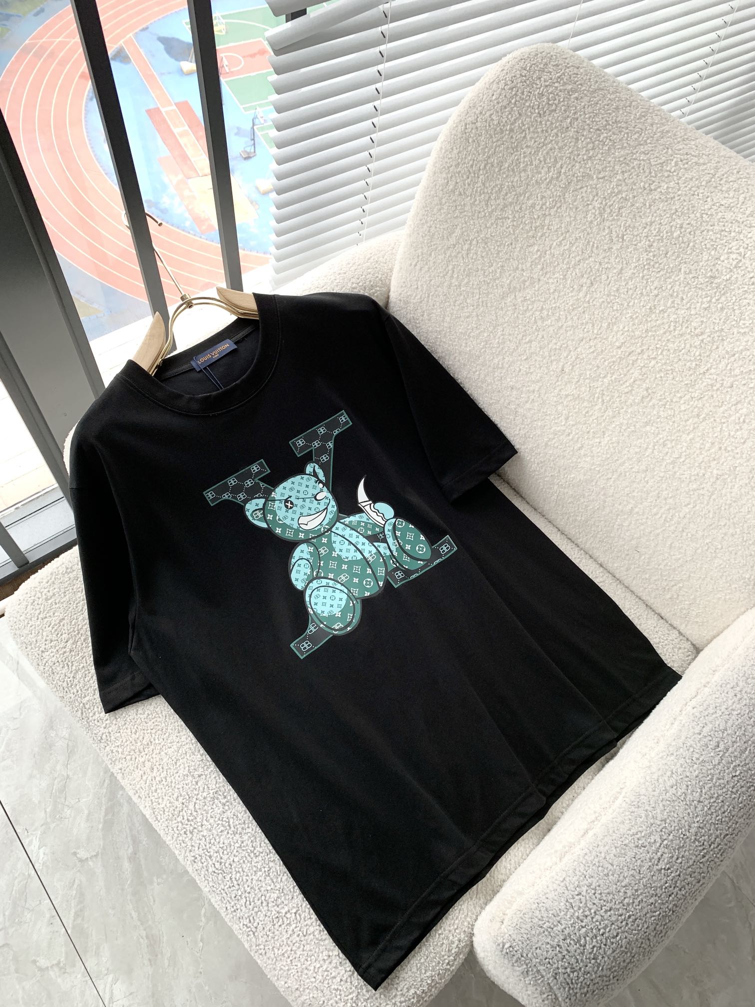 LuxluxHouse Best Quality Clothes T-shirt Louis Vuitton