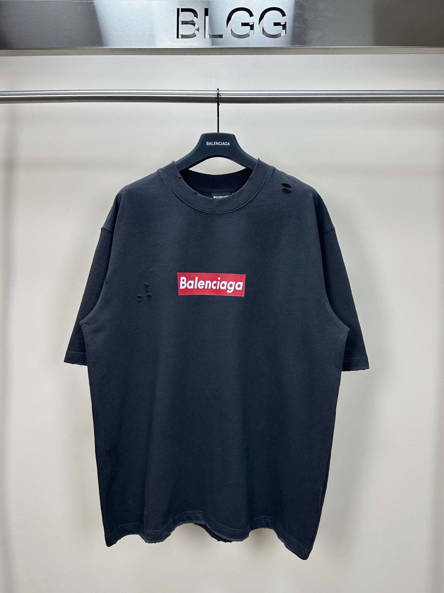 LuxluxHouse Supreme T-shirt NO.4