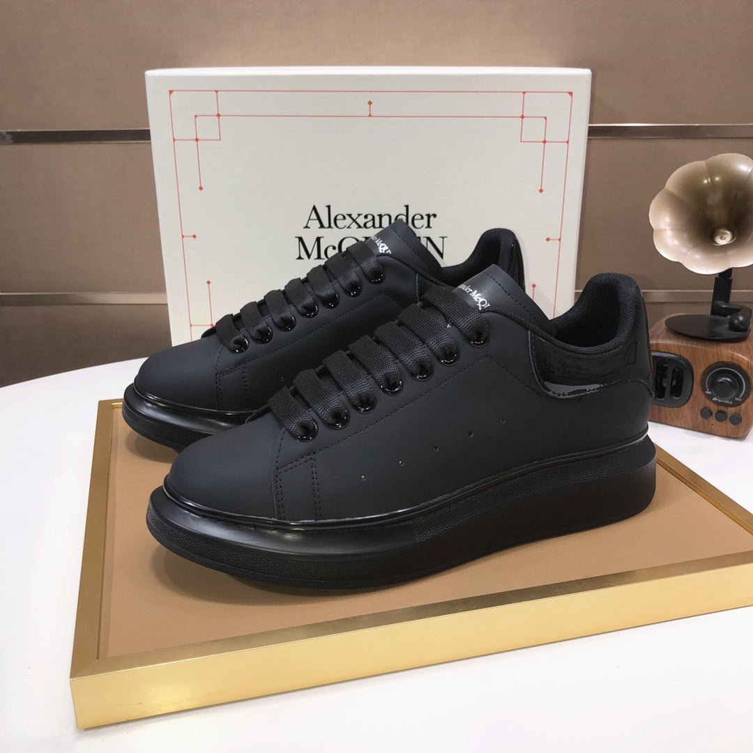 LuxluxHouse Best Quality Shoes Alexander McQueen