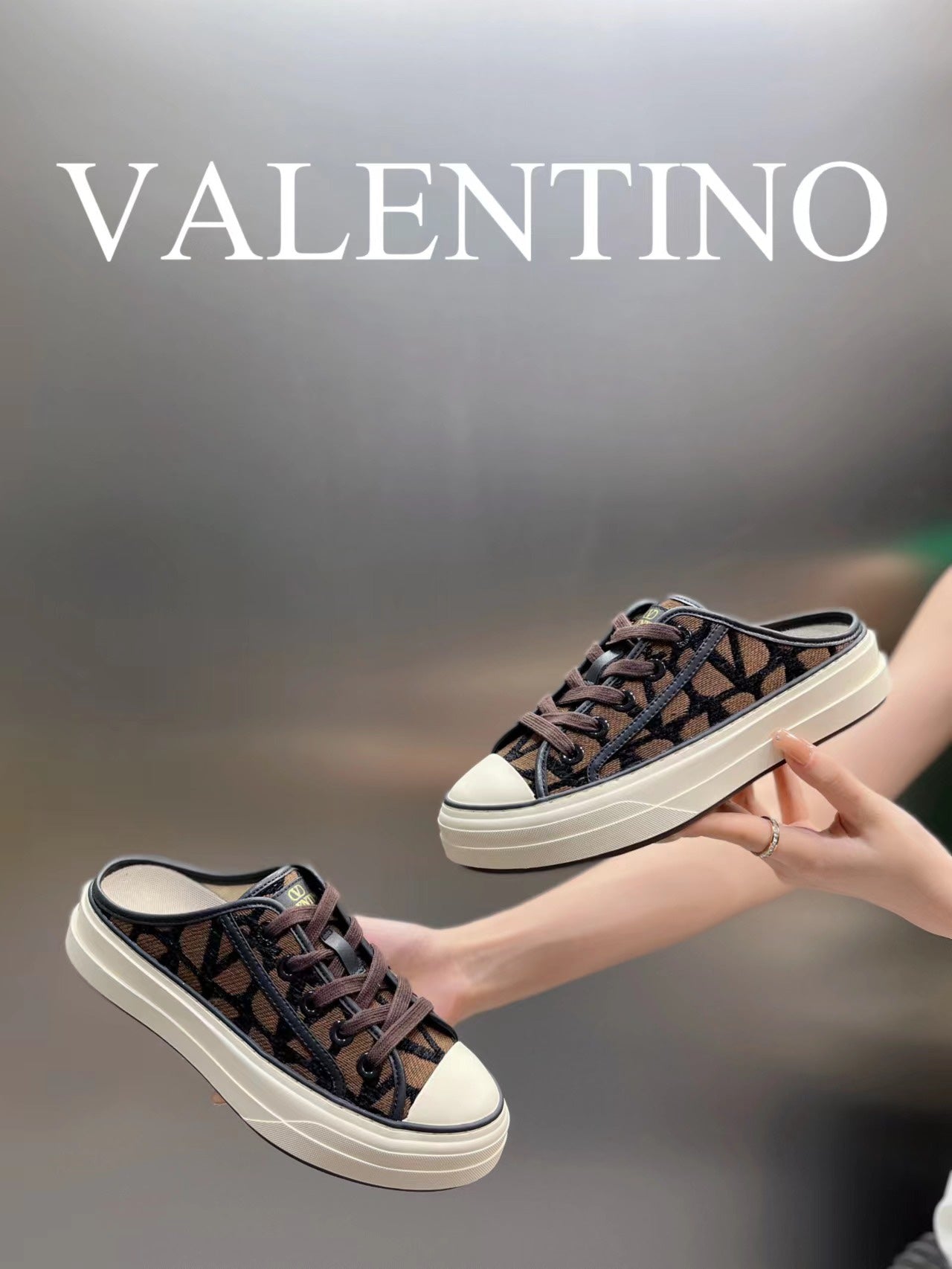 LuxluxHouse Best Quality Shoes Valentino