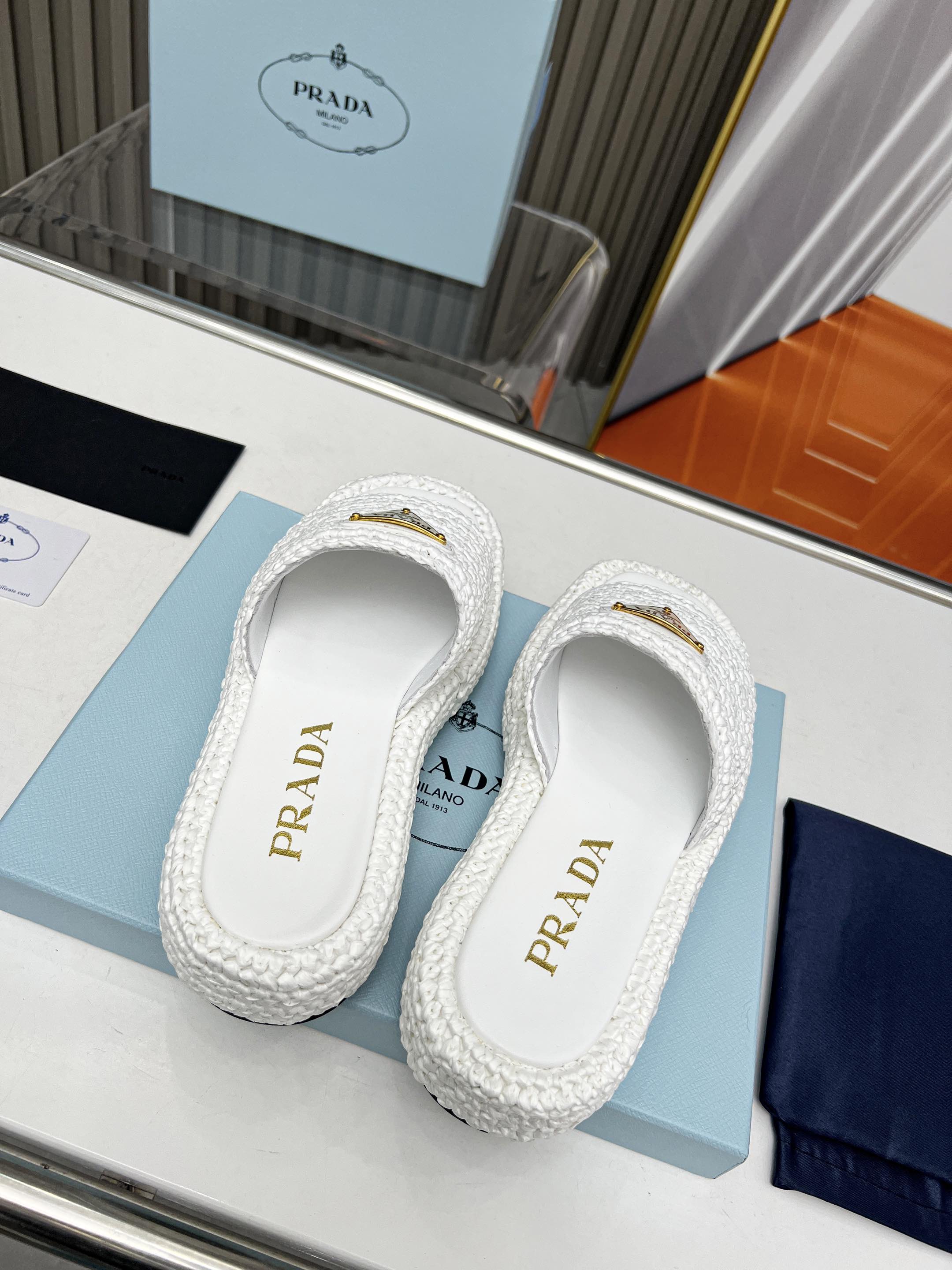 LuxluxHouse Best Quality Sandals Prada