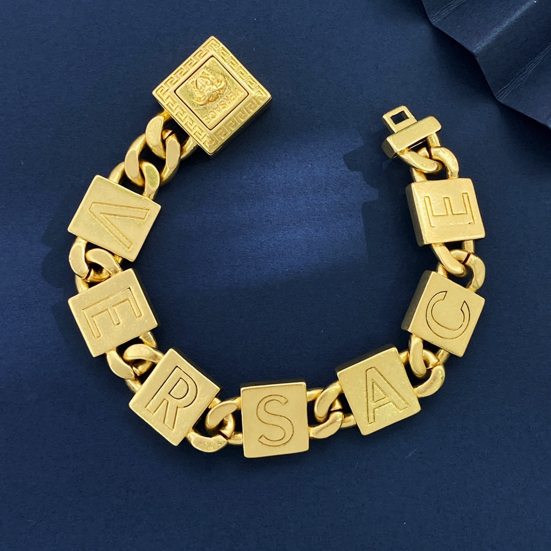 LuxluxHouse Best Quality Accessories Versace