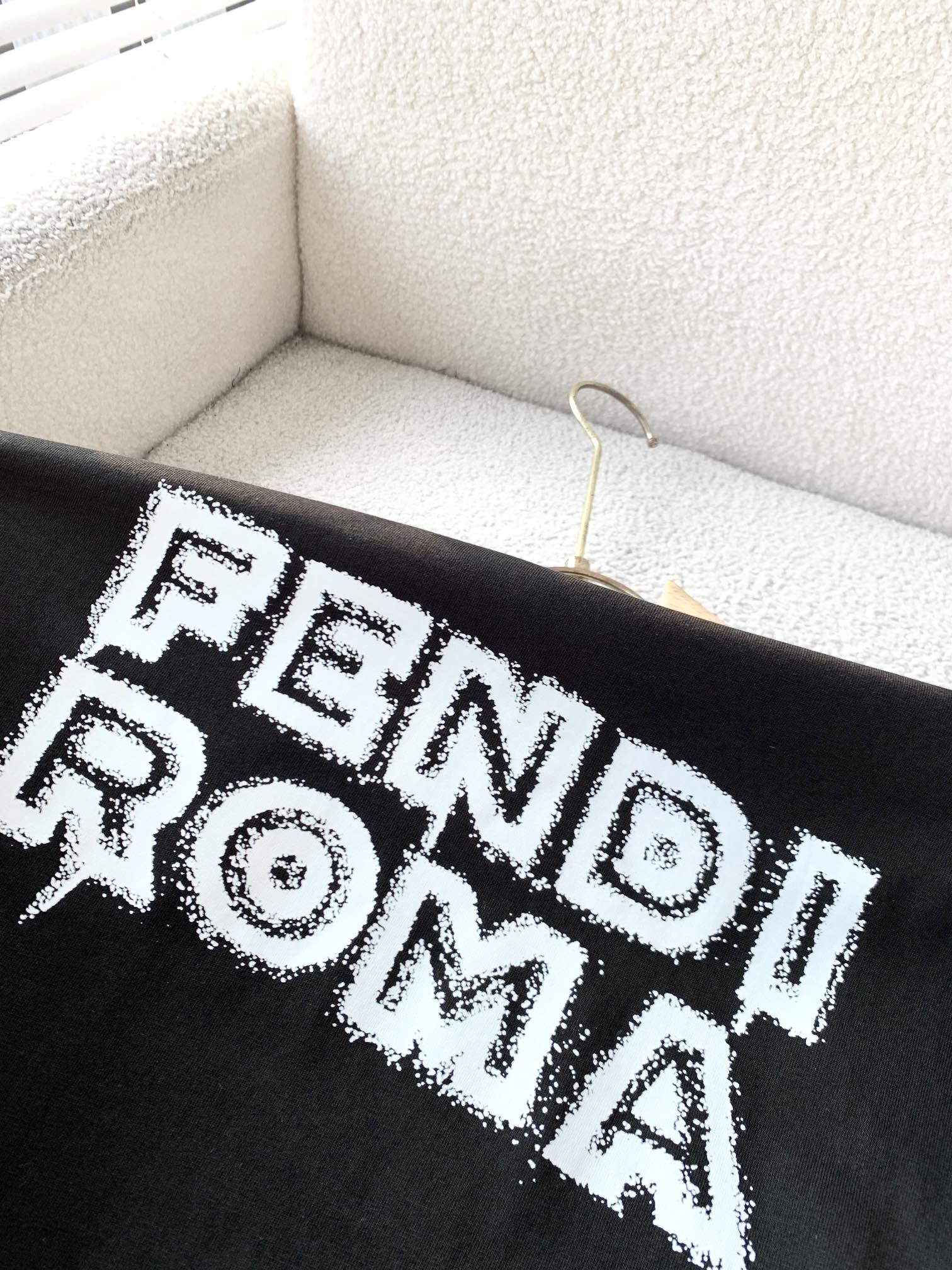 LuxluxHouse Best Quality Clothes Fendi T-shirt