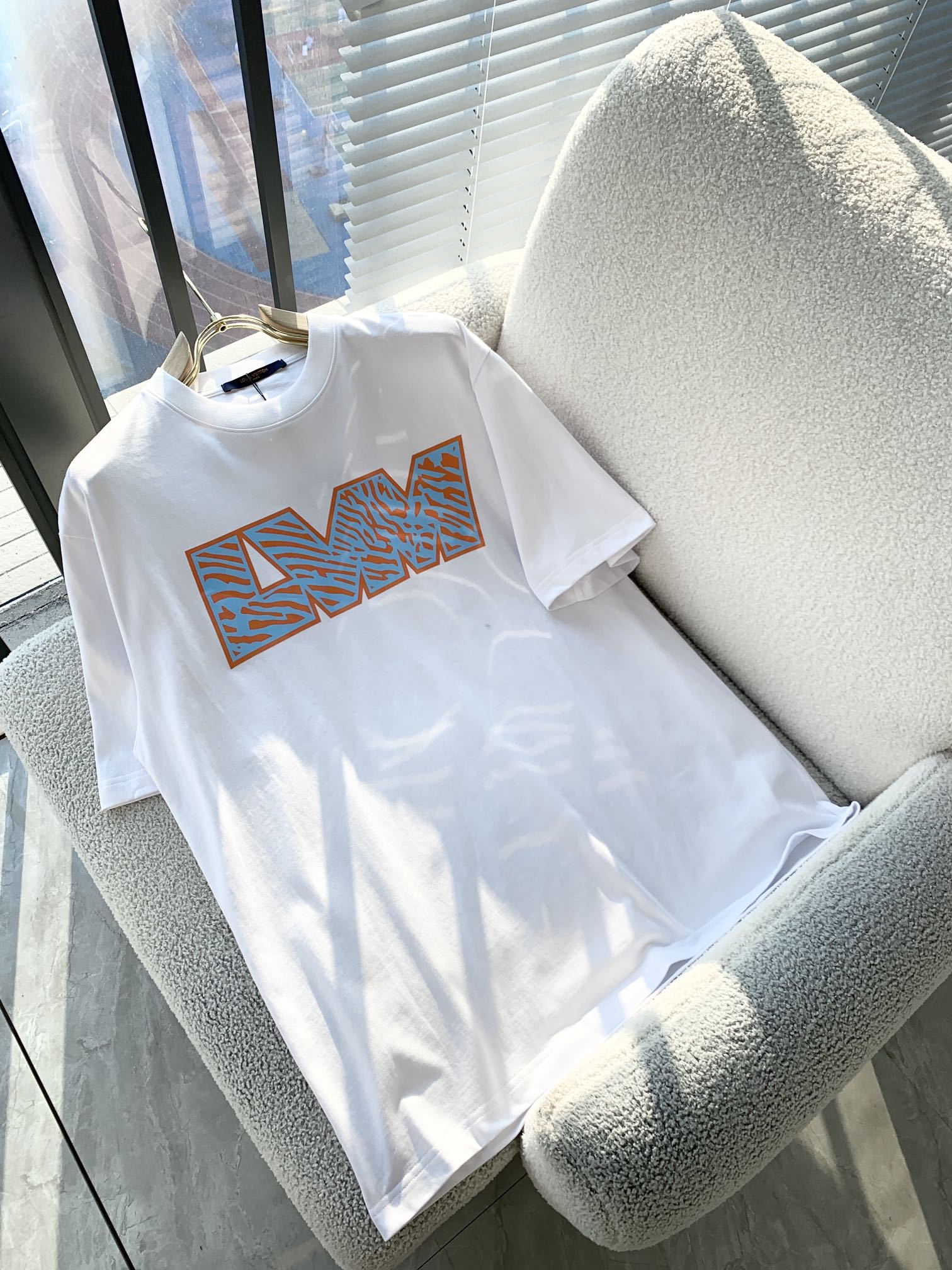 LuxluxHouse Best Quality Clothes T-shirt Louis Vuitton