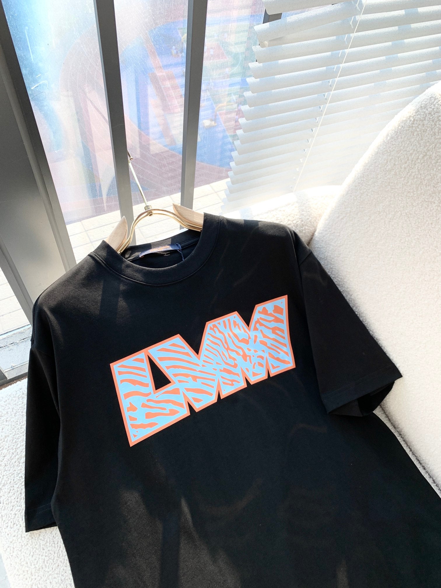 LuxluxHouse Best Quality Clothes T-shirt Louis Vuitton