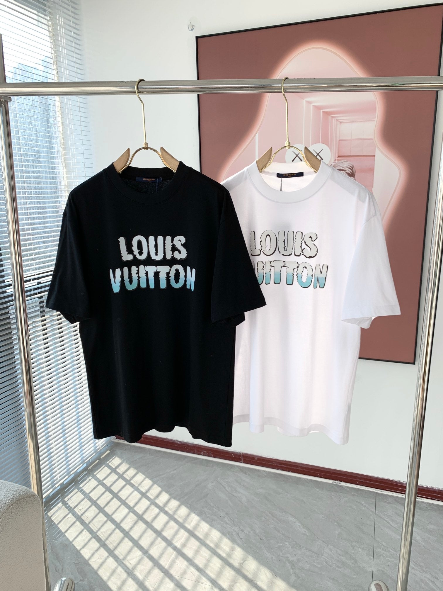 LuxluxHouse Best Quality Clothes T-shirt Louis Vuitton