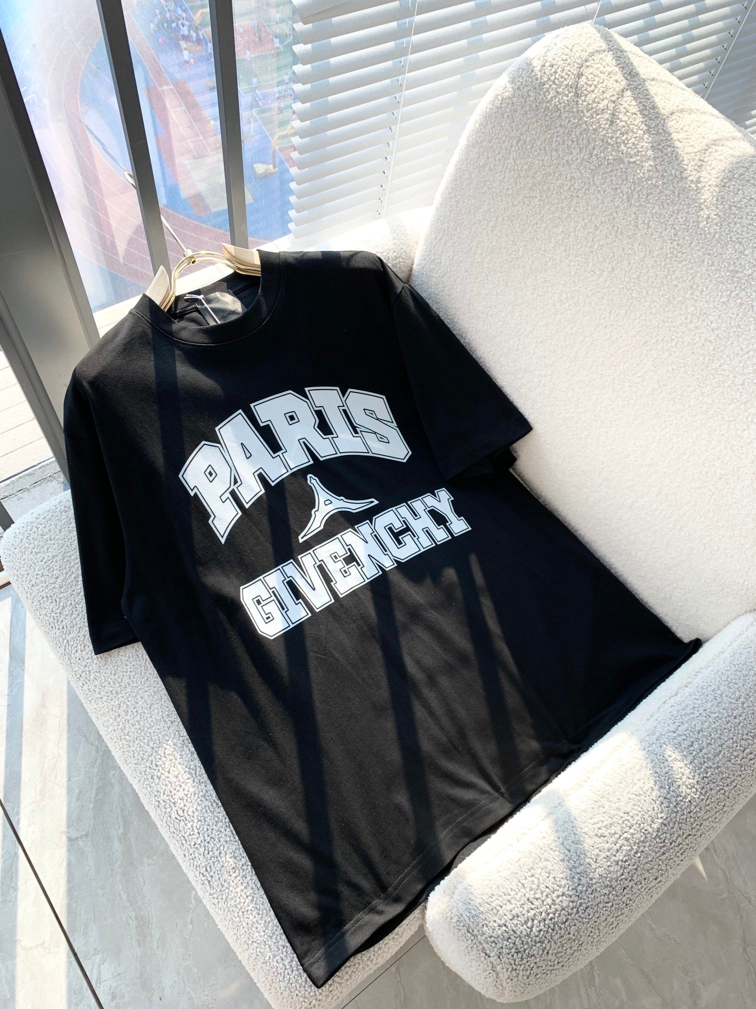 LuxluxHouse Best Quality Clothes Givenchy T-shirt