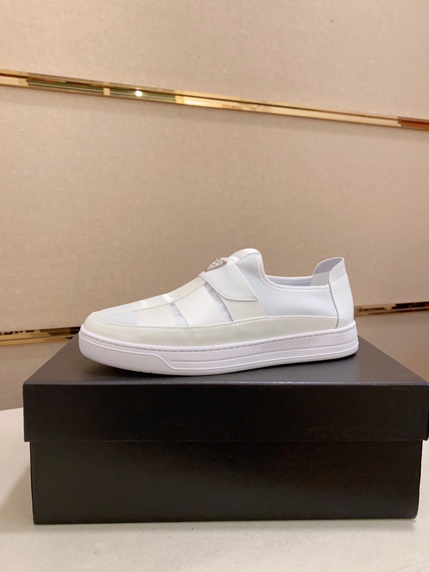 LuxluxHouse Best Quality Shoes Prada
