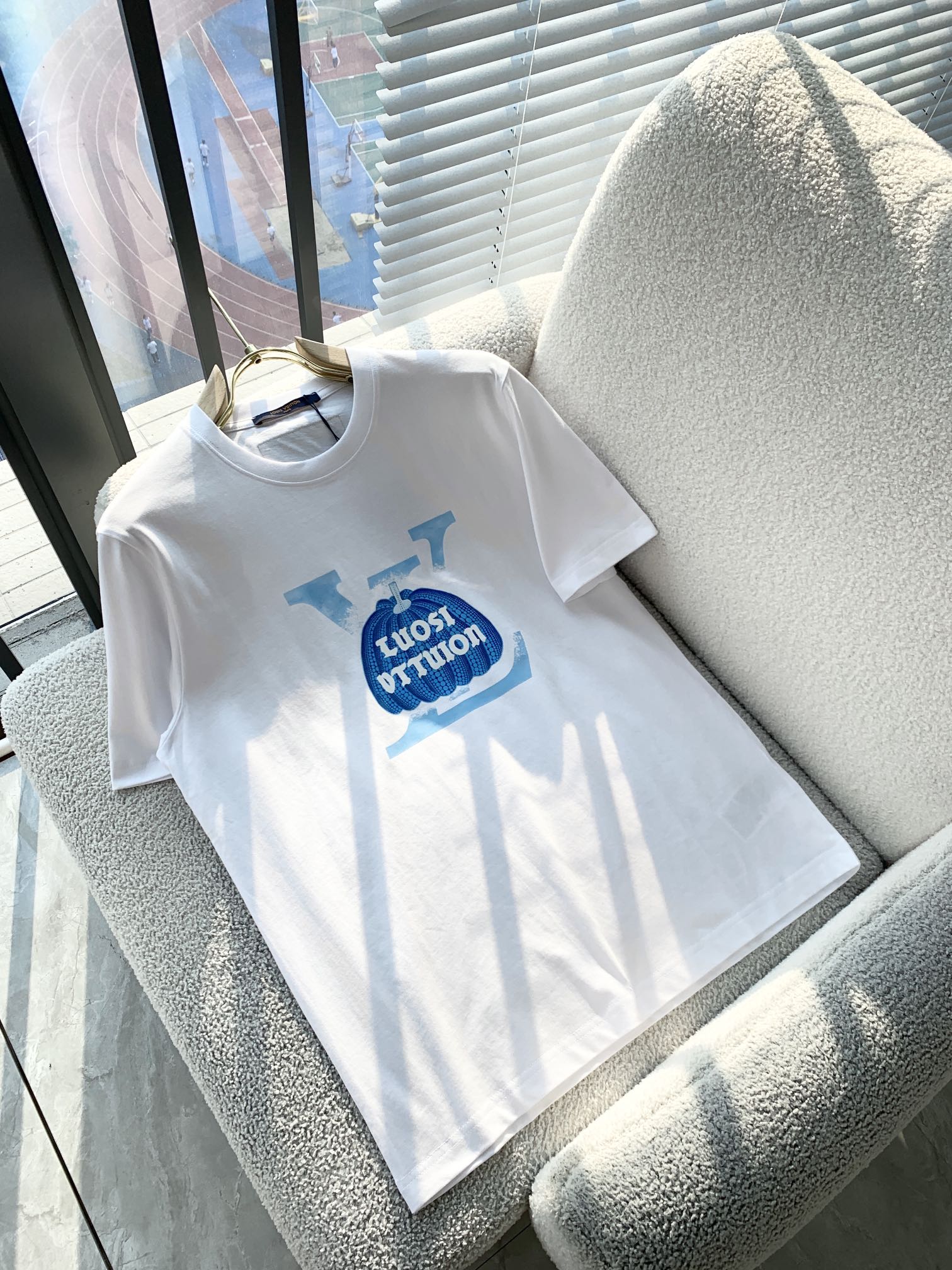 LuxluxHouse Best Quality Clothes T-shirt Louis Vuitton