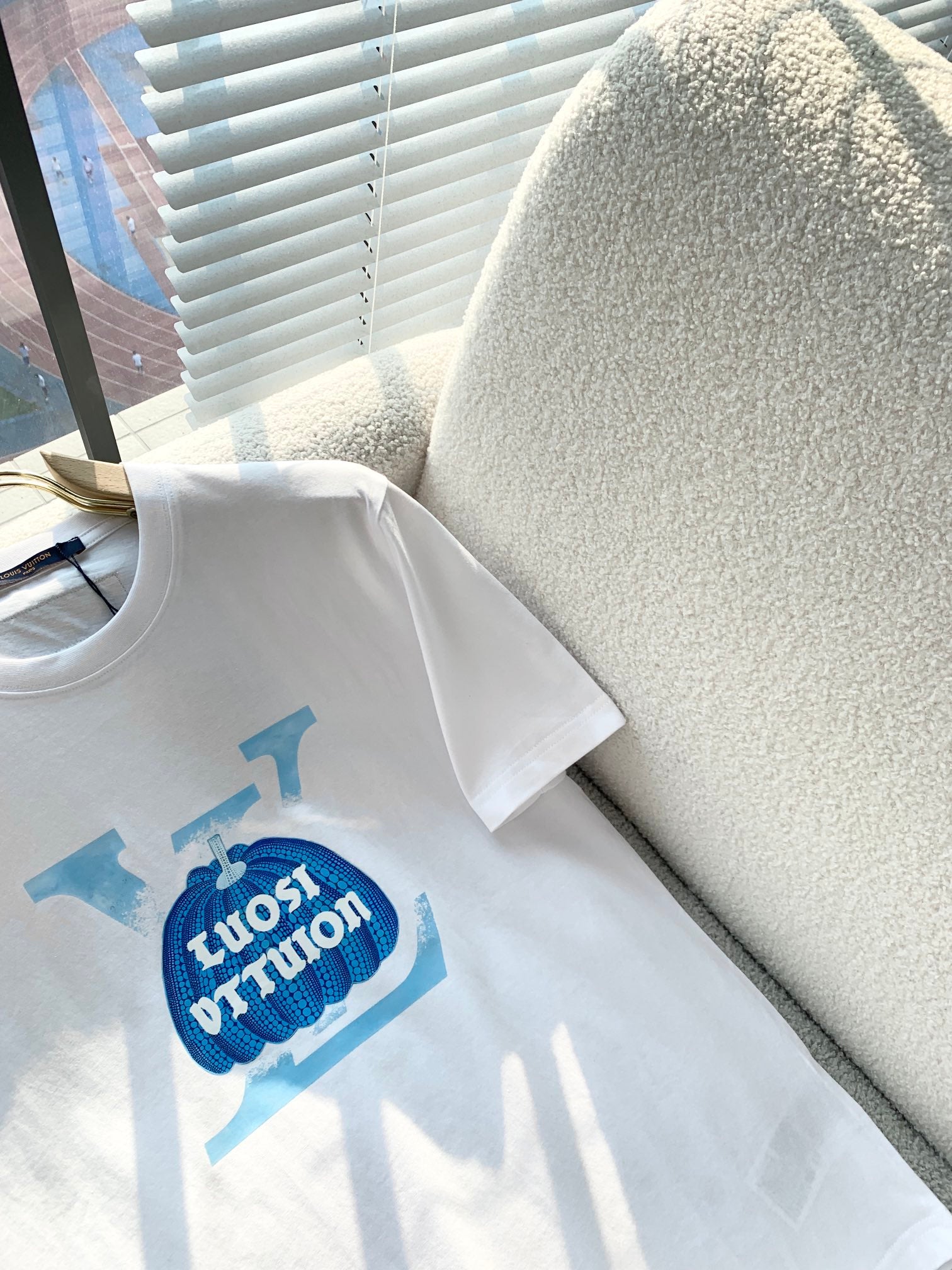 LuxluxHouse Best Quality Clothes T-shirt Louis Vuitton