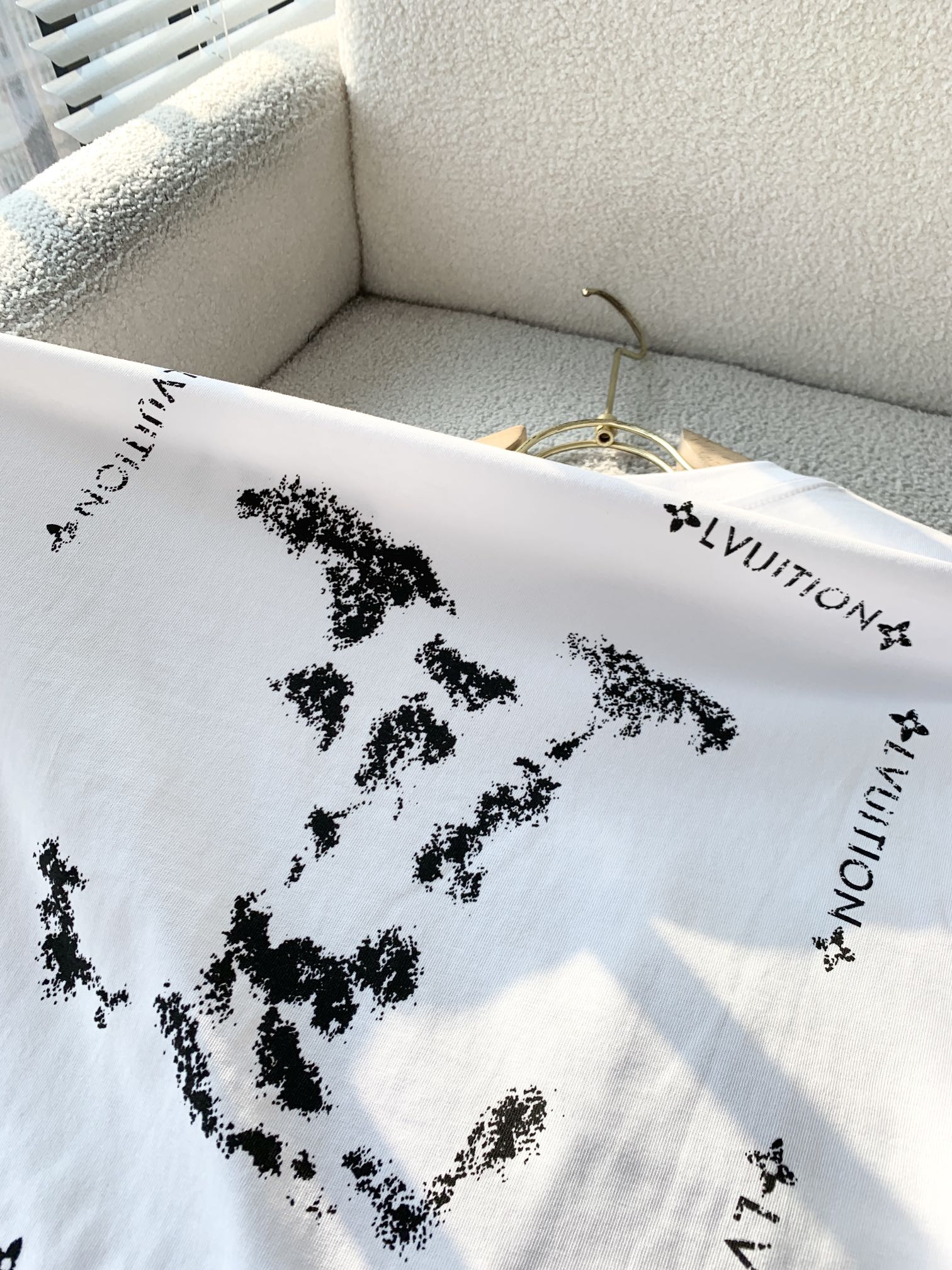 LuxluxHouse Best Quality Clothes T-shirt Louis Vuitton