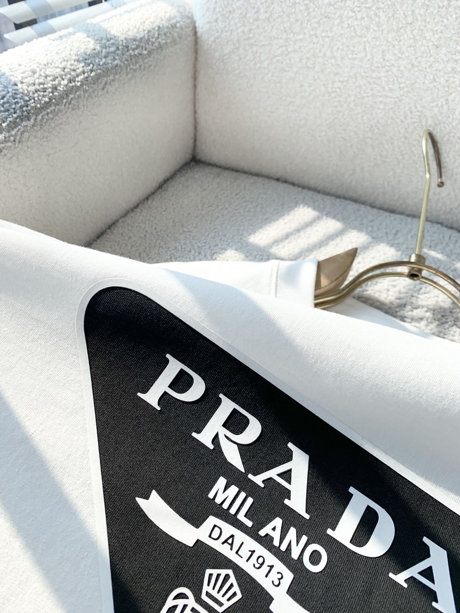 LuxluxHouse Best Quality Clothes T-shirt Prada