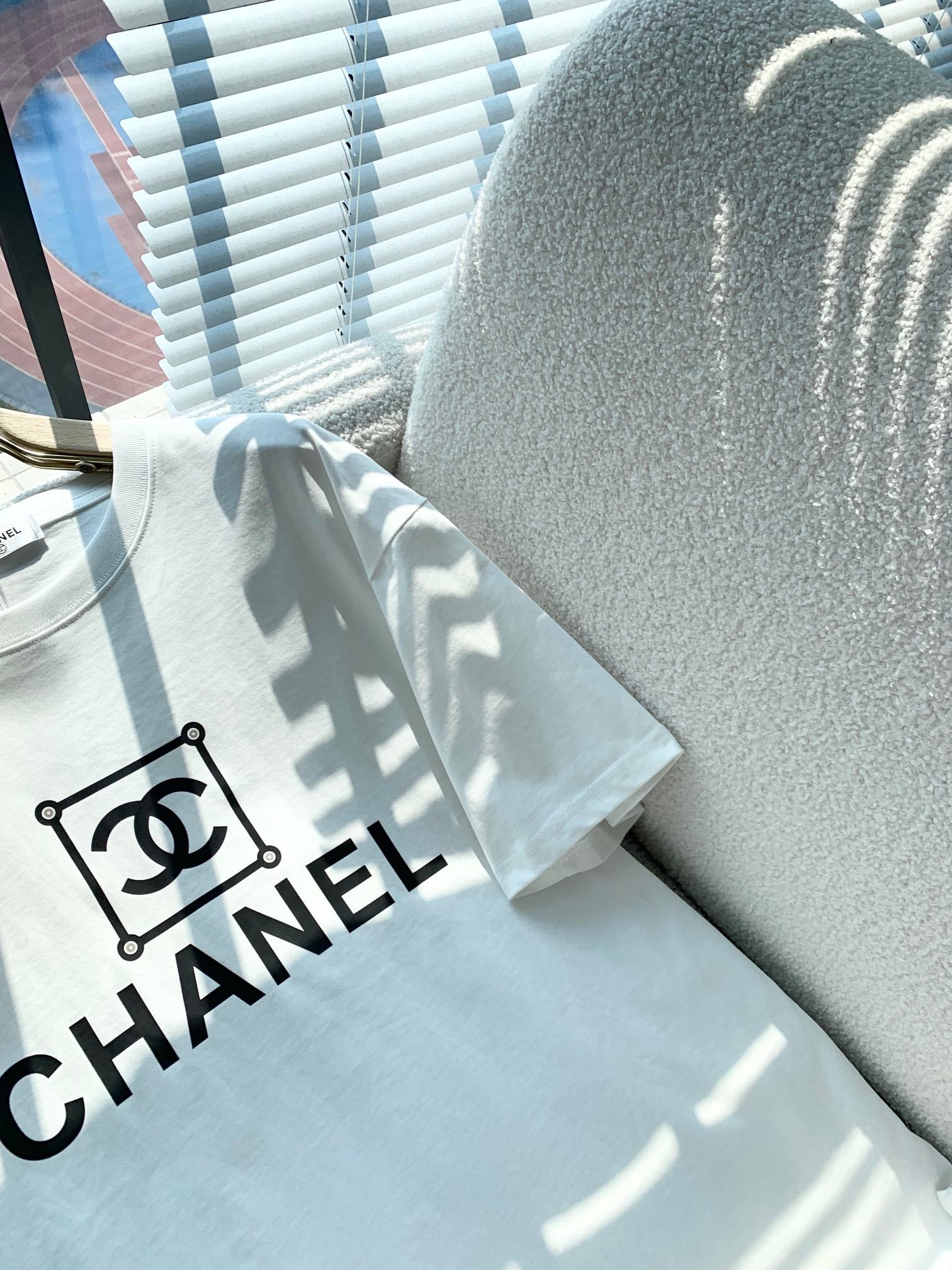 LuxluxHouse Best Quality Clothes T-shirt Chanel & Maison Margiela