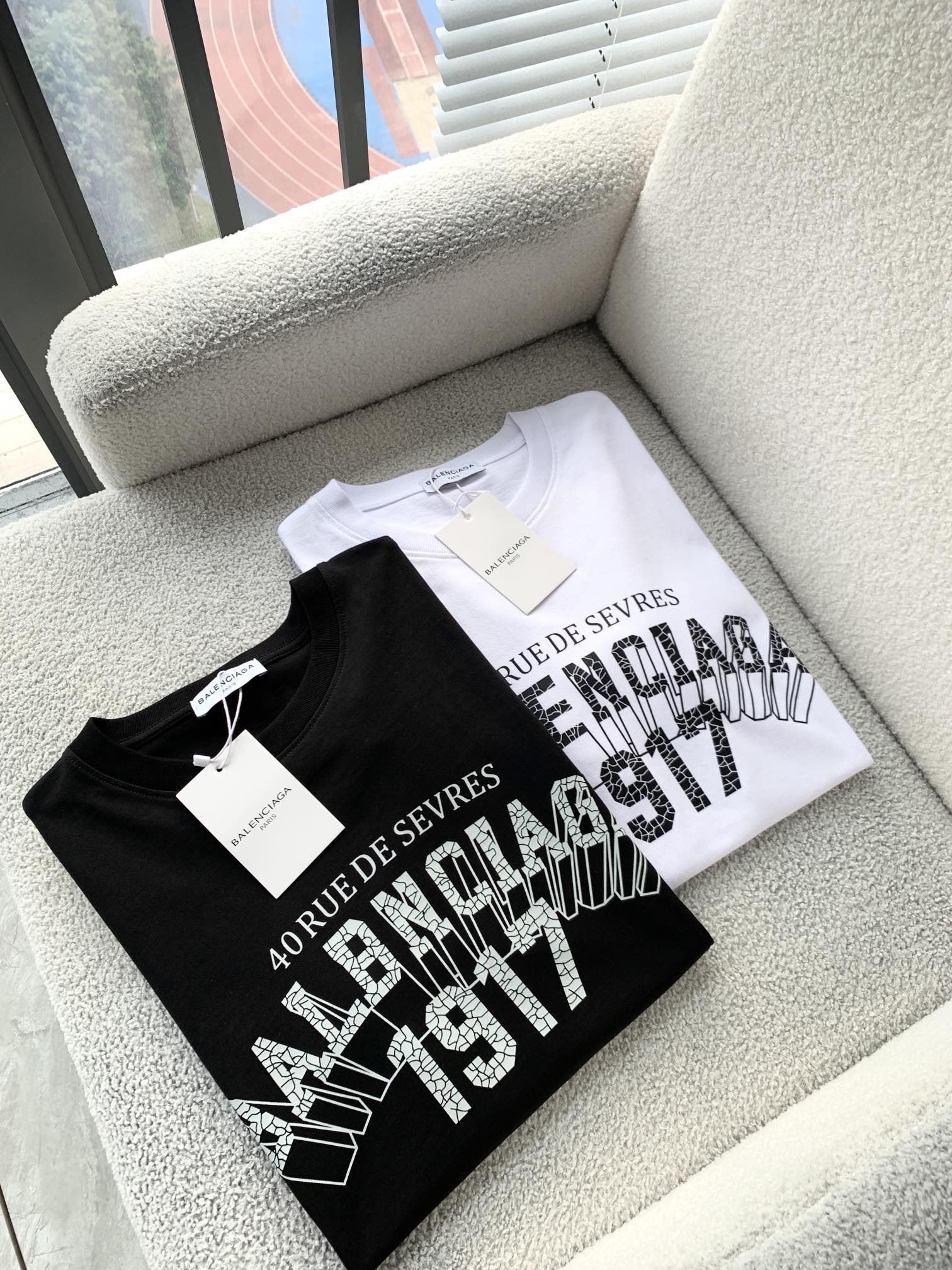 LuxluxHouse Best Quality Clothes Balenciaga T-shirt