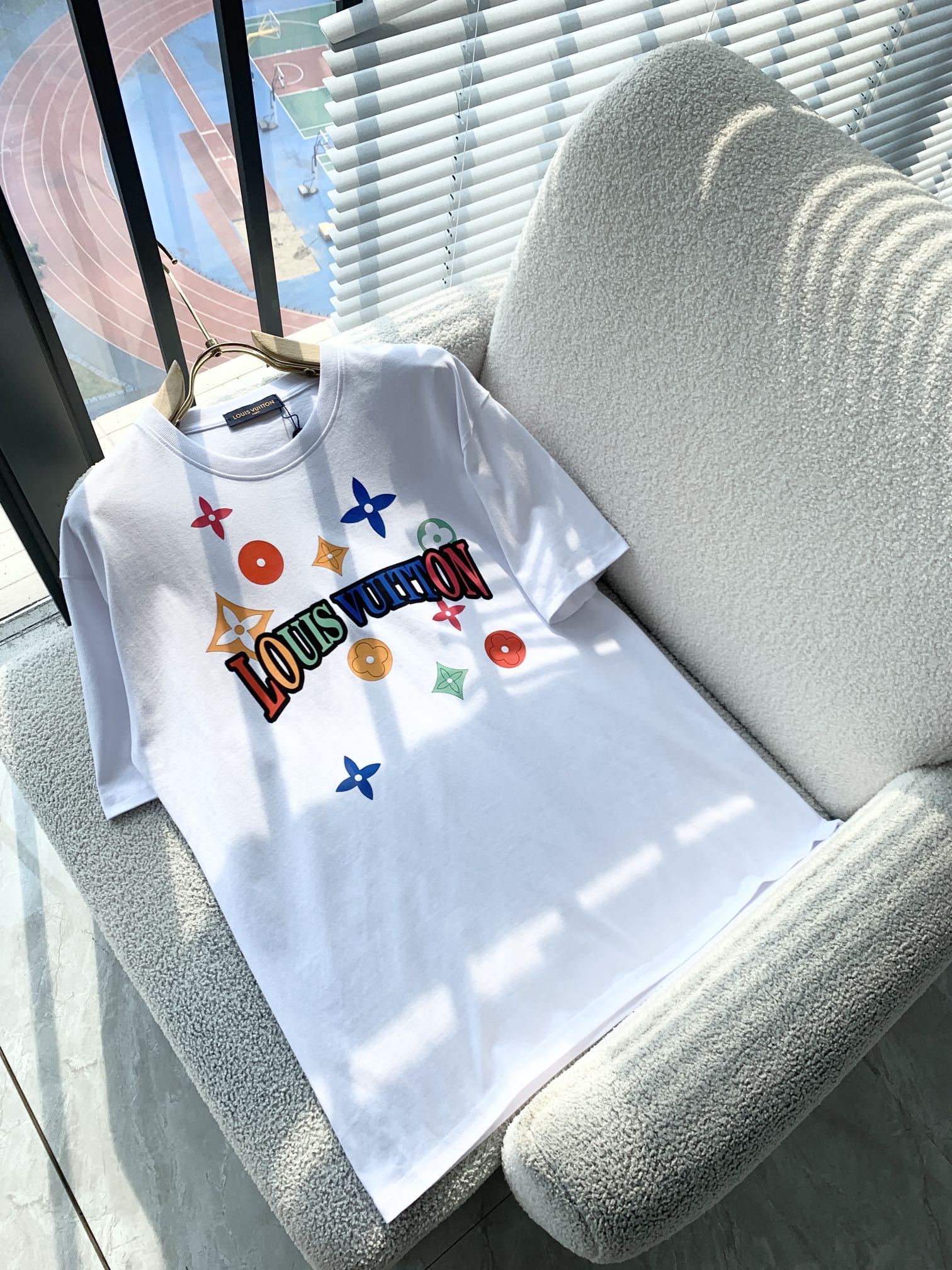 LuxluxHouse Best Quality Clothes T-shirt Louis Vuitton