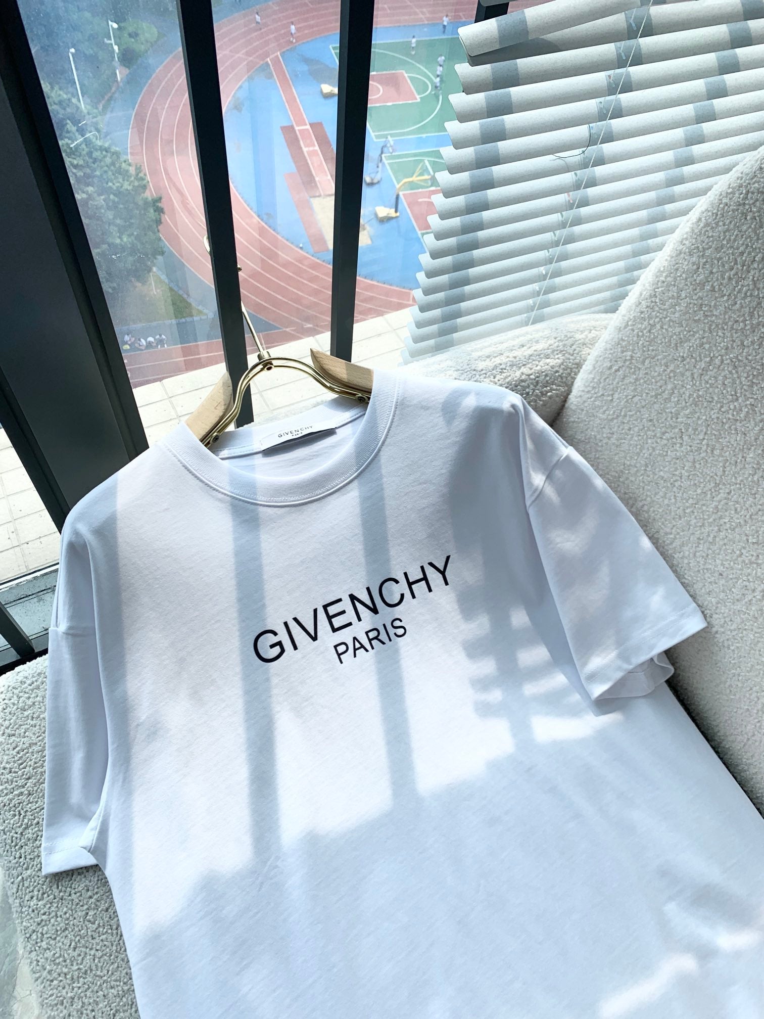 LuxluxHouse Best Quality Clothes Givenchy T-shirt