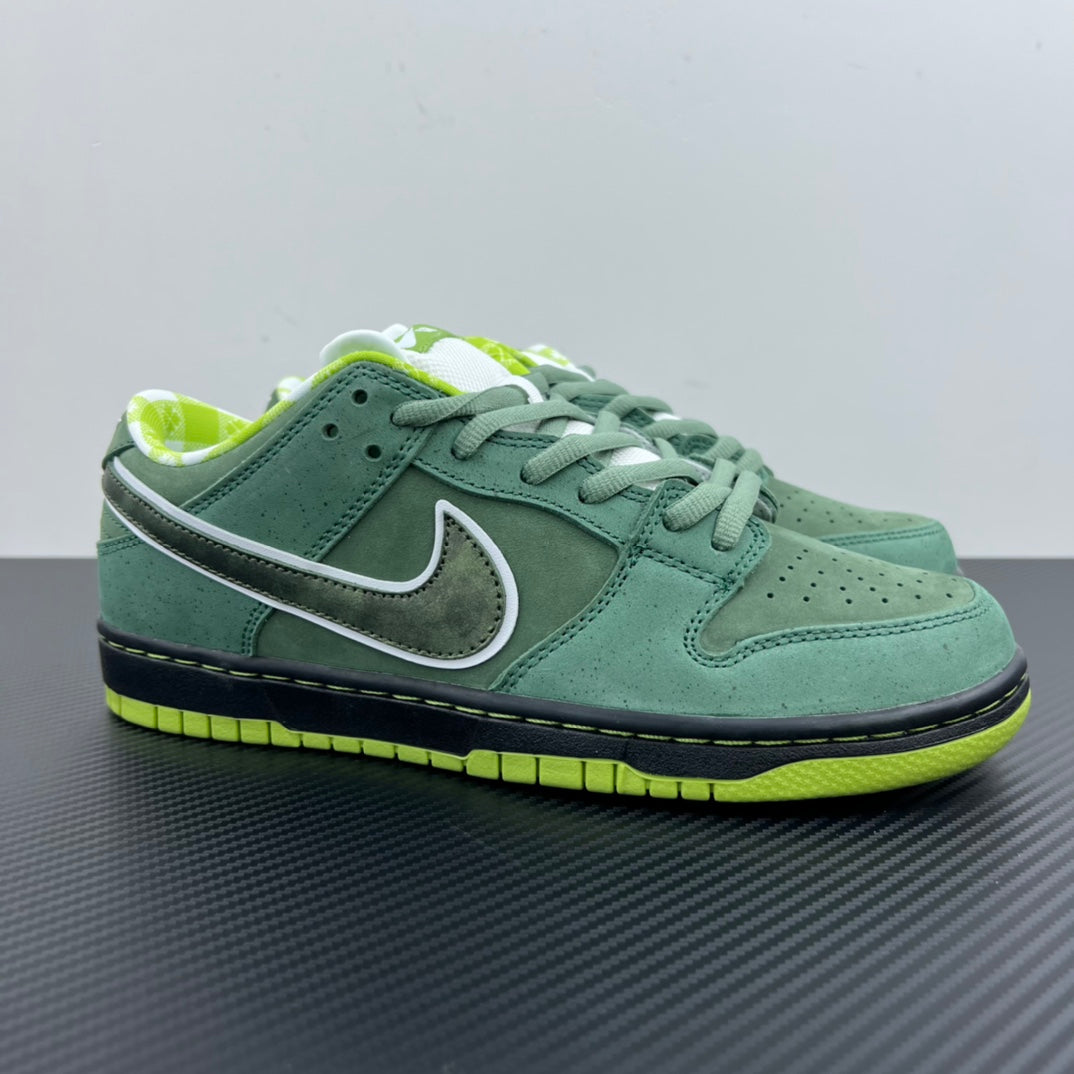 AY Batch-Concepts x NK SB Dunk Low "Green Lobster"