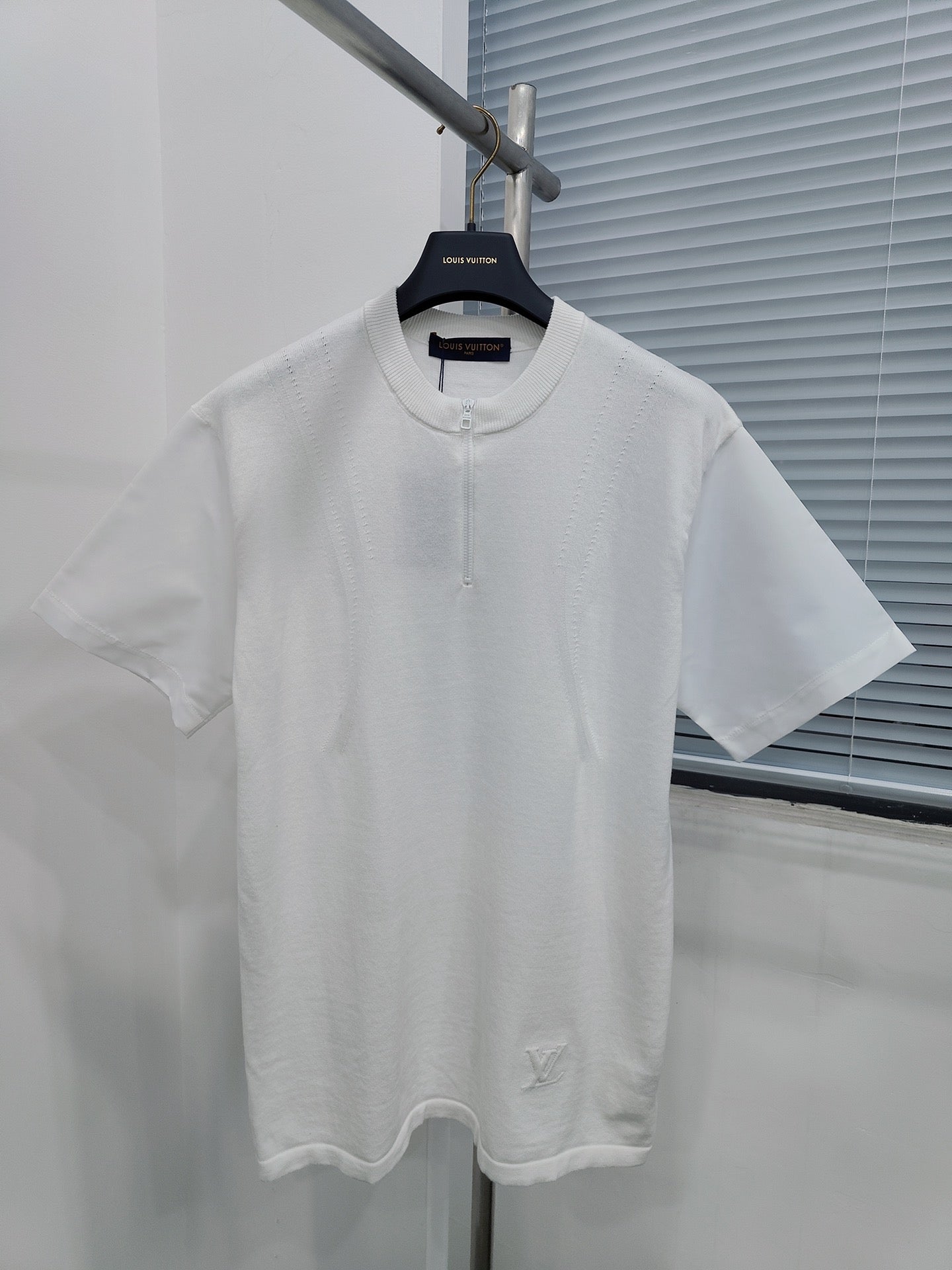 LuxluxHouse Louis Vuitton T-shirt NO.2