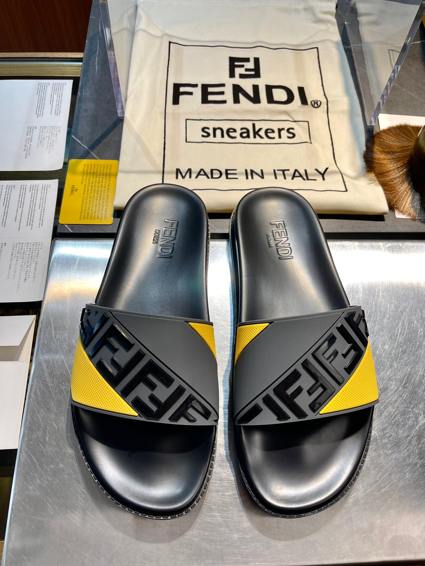 LuxluxHouse Best Quality Sandals Fendi