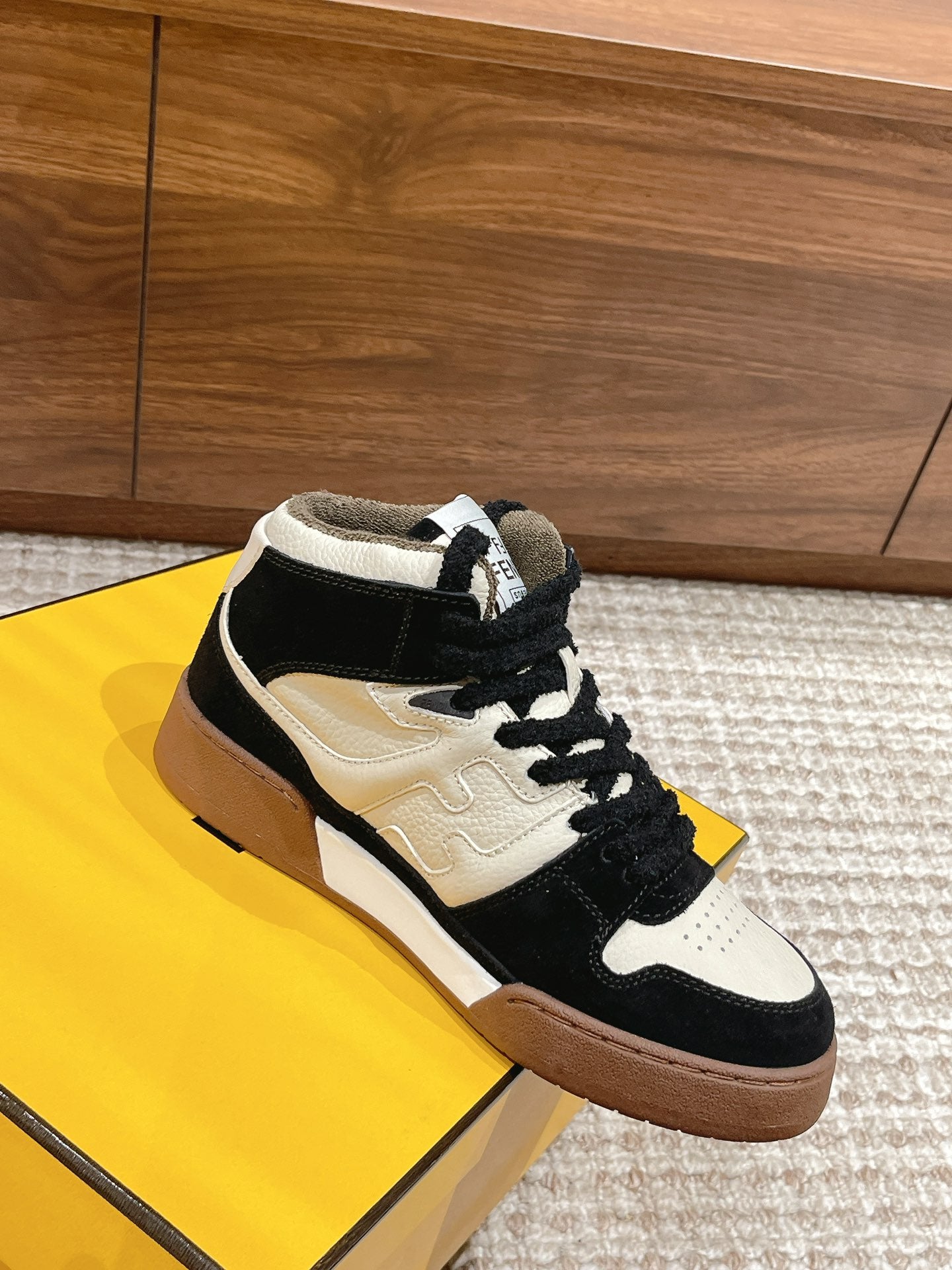 LuxluxHouse Best Quality Fendi Women Shoes