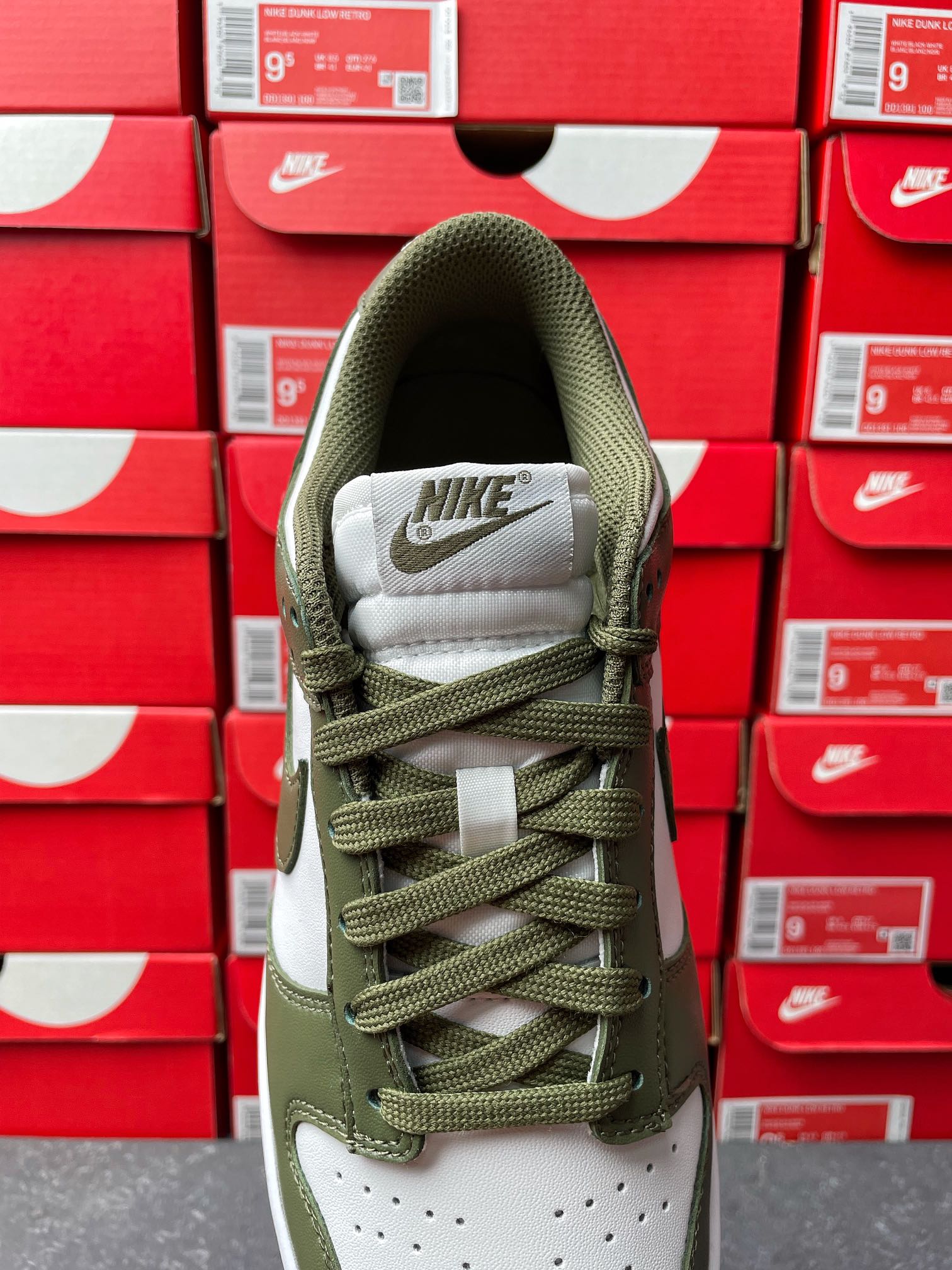 G Batch-Nike Dunk Low “Medium Olive”