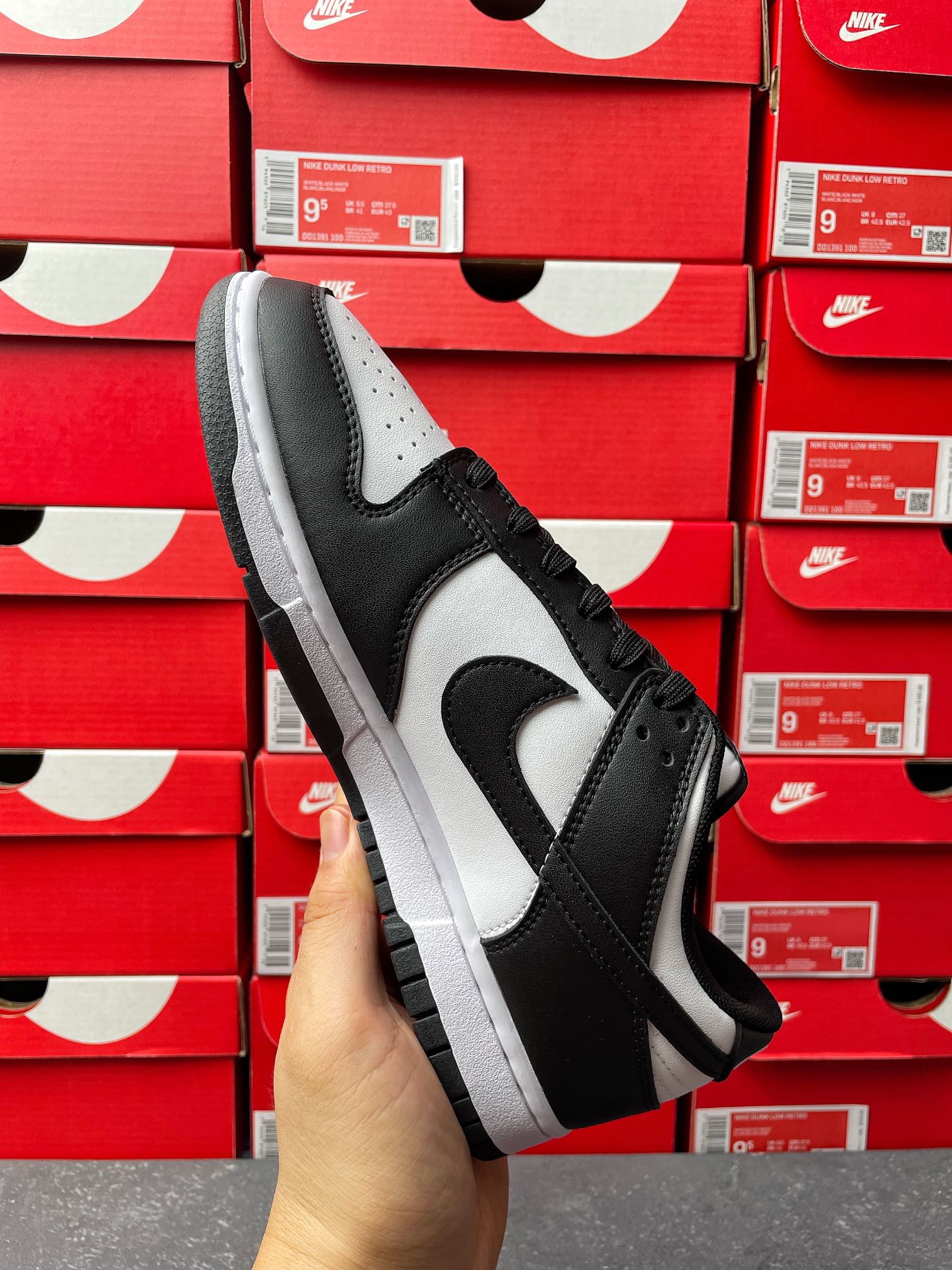 G Batch-Nike Dunk Low “Panda”